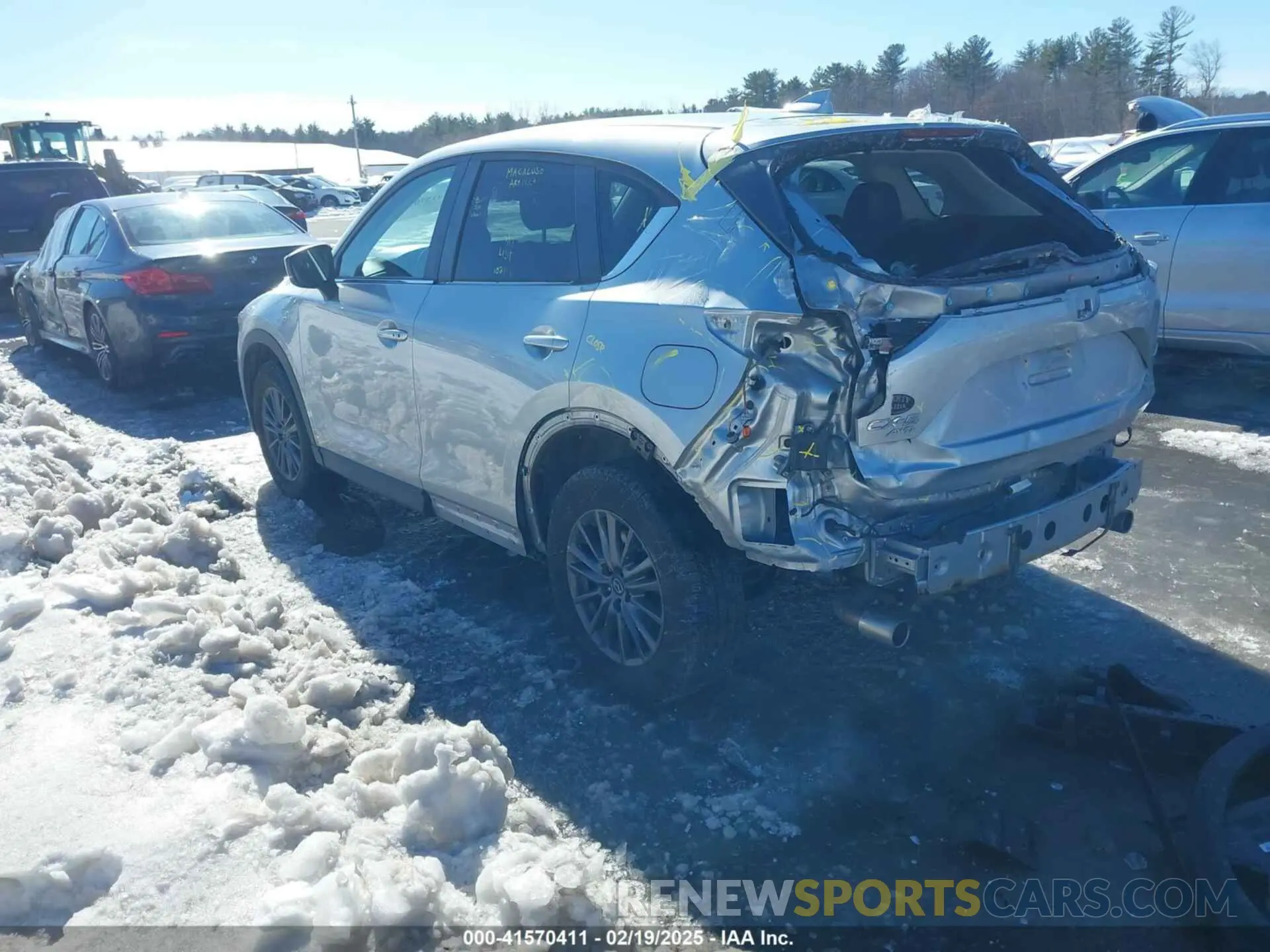3 fotografías del automóvil dañado JM3KFBCM0K0670434 MAZDA CX-5 2019