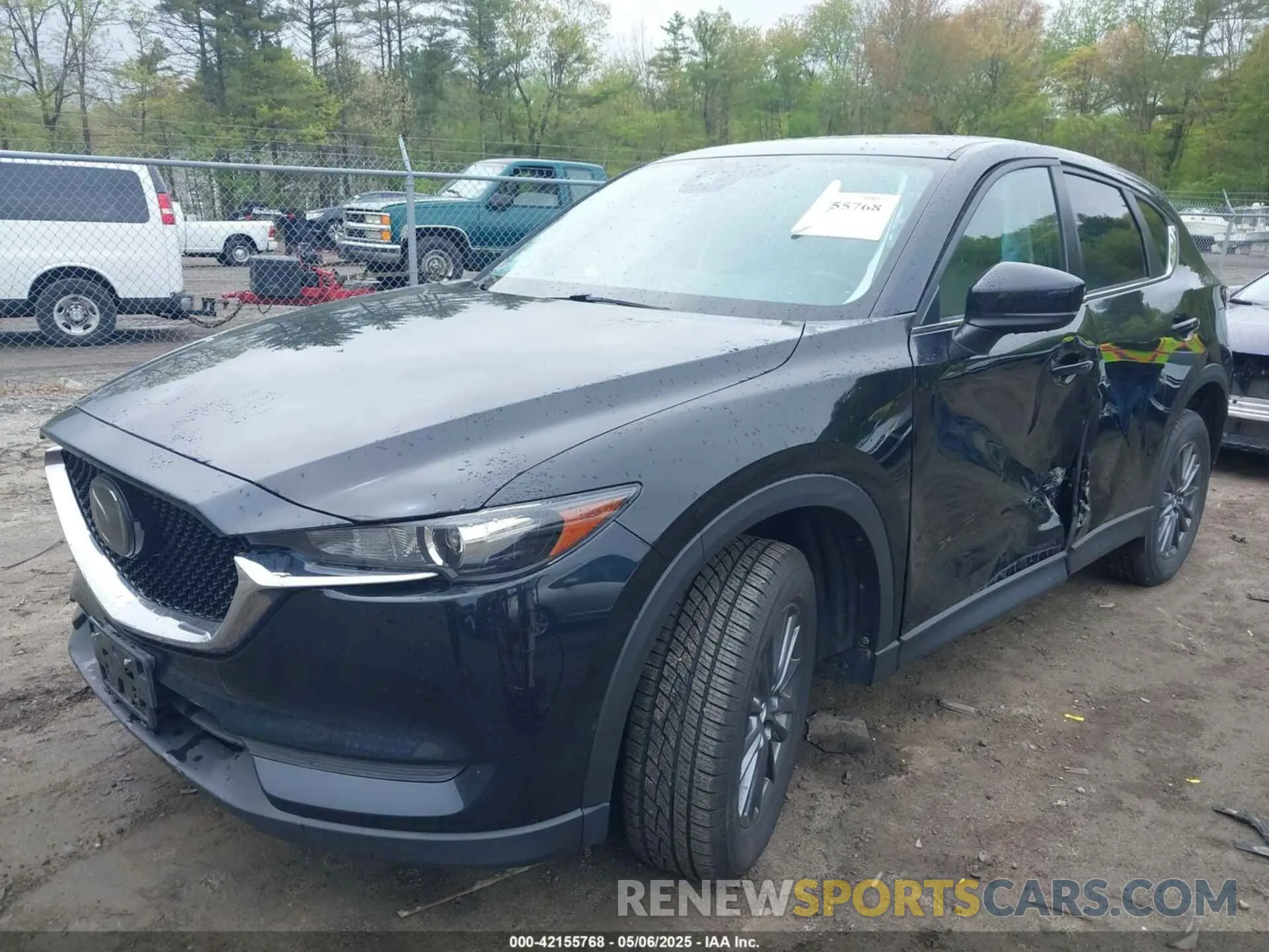 2 fotografías del automóvil dañado JM3KFBCM0K0689968 MAZDA CX-5 2019