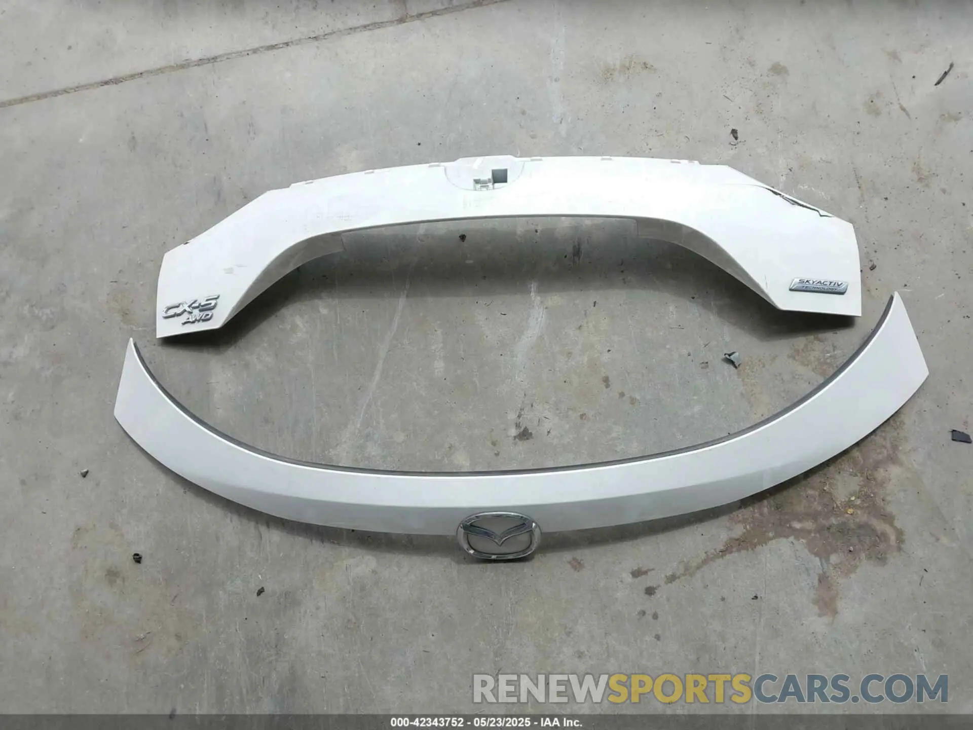12 fotografías del automóvil dañado JM3KFBCM0K1626475 MAZDA CX-5 2019