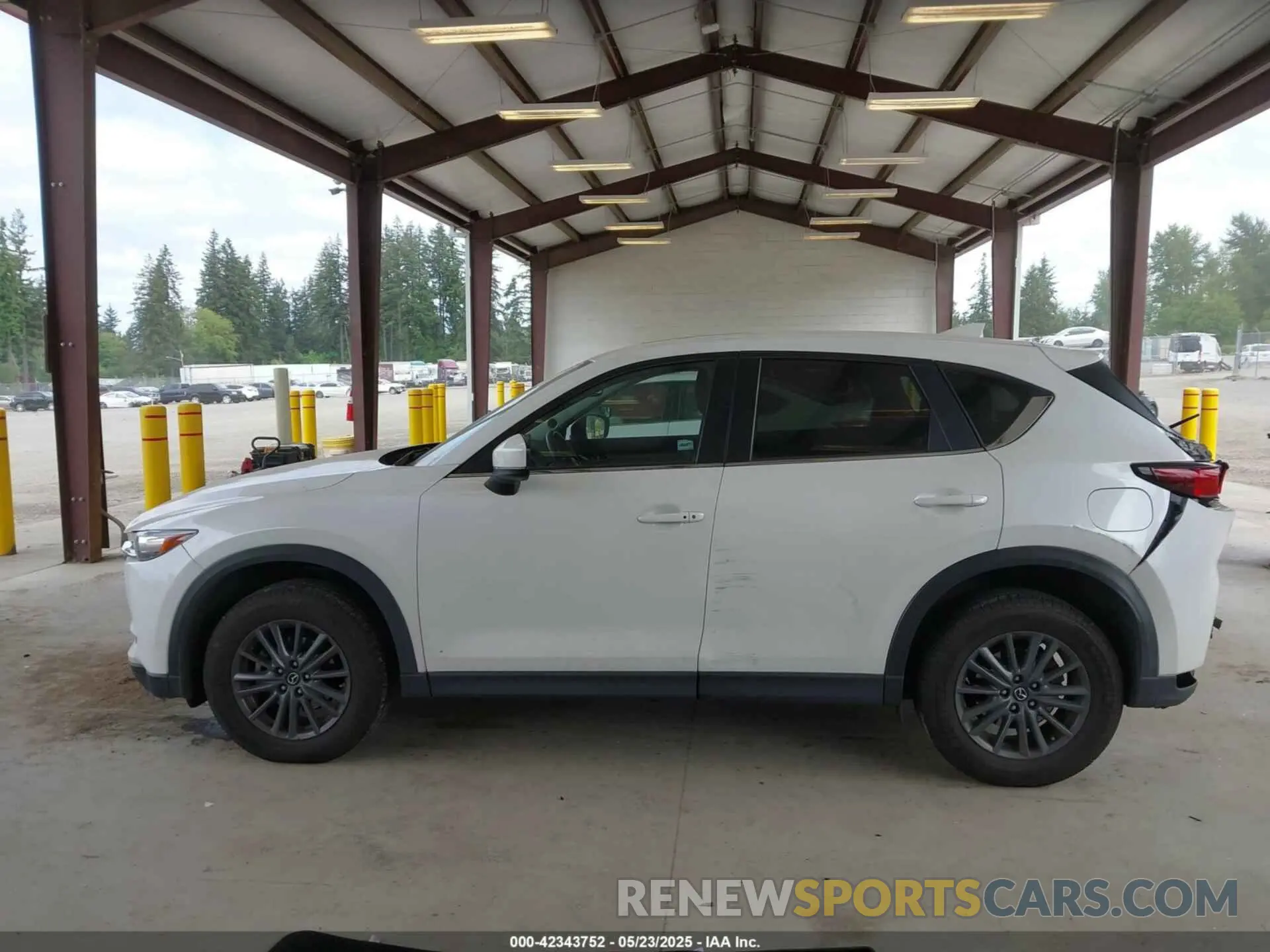 15 fotografías del automóvil dañado JM3KFBCM0K1626475 MAZDA CX-5 2019