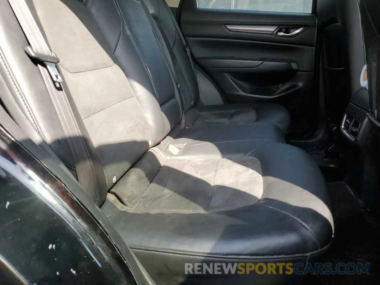 11 fotografías del automóvil dañado JM3KFBCM1K0699327 MAZDA CX-5 2019