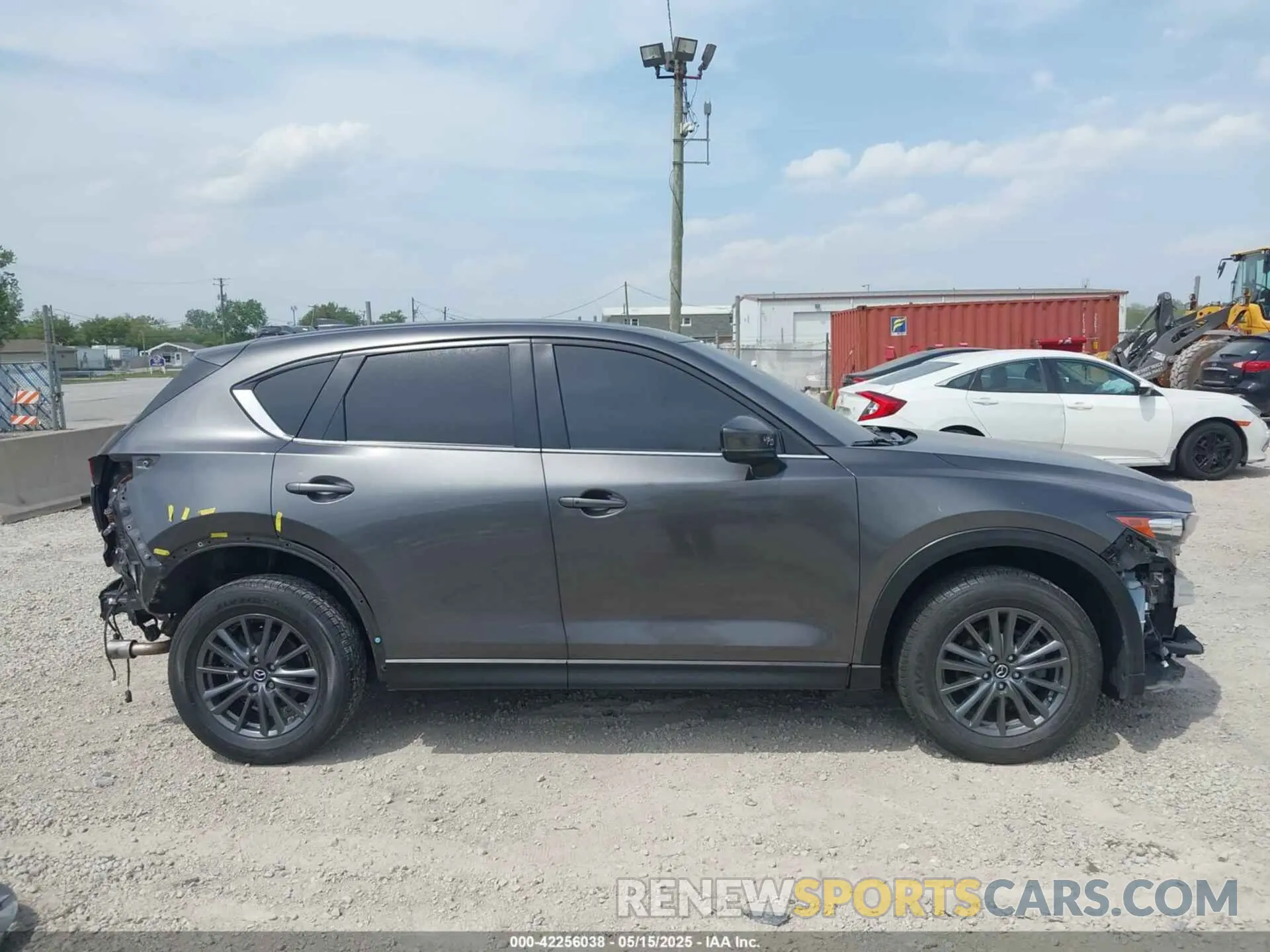 14 fotografías del automóvil dañado JM3KFBCM1K1639378 MAZDA CX-5 2019