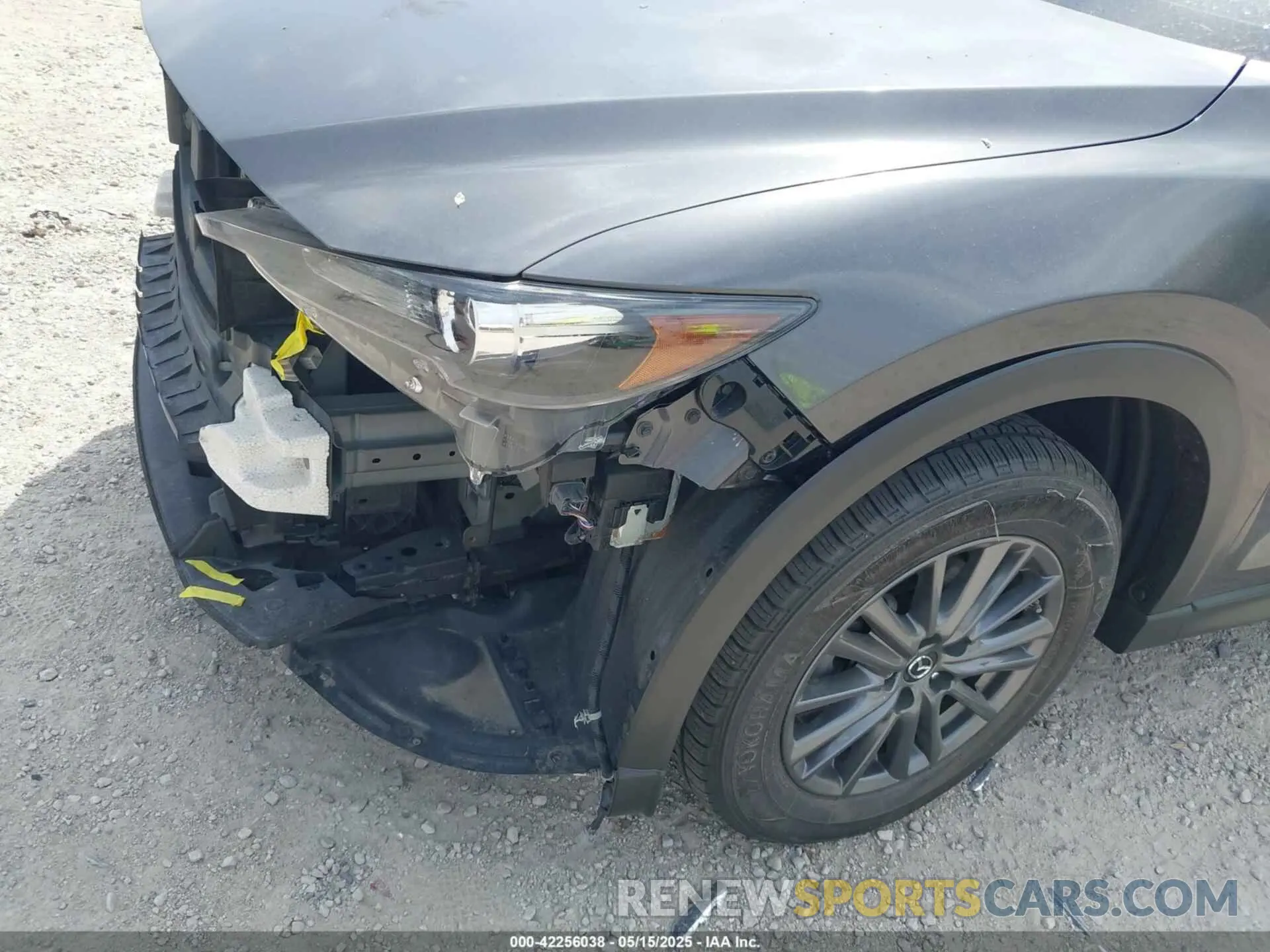 18 fotografías del automóvil dañado JM3KFBCM1K1639378 MAZDA CX-5 2019