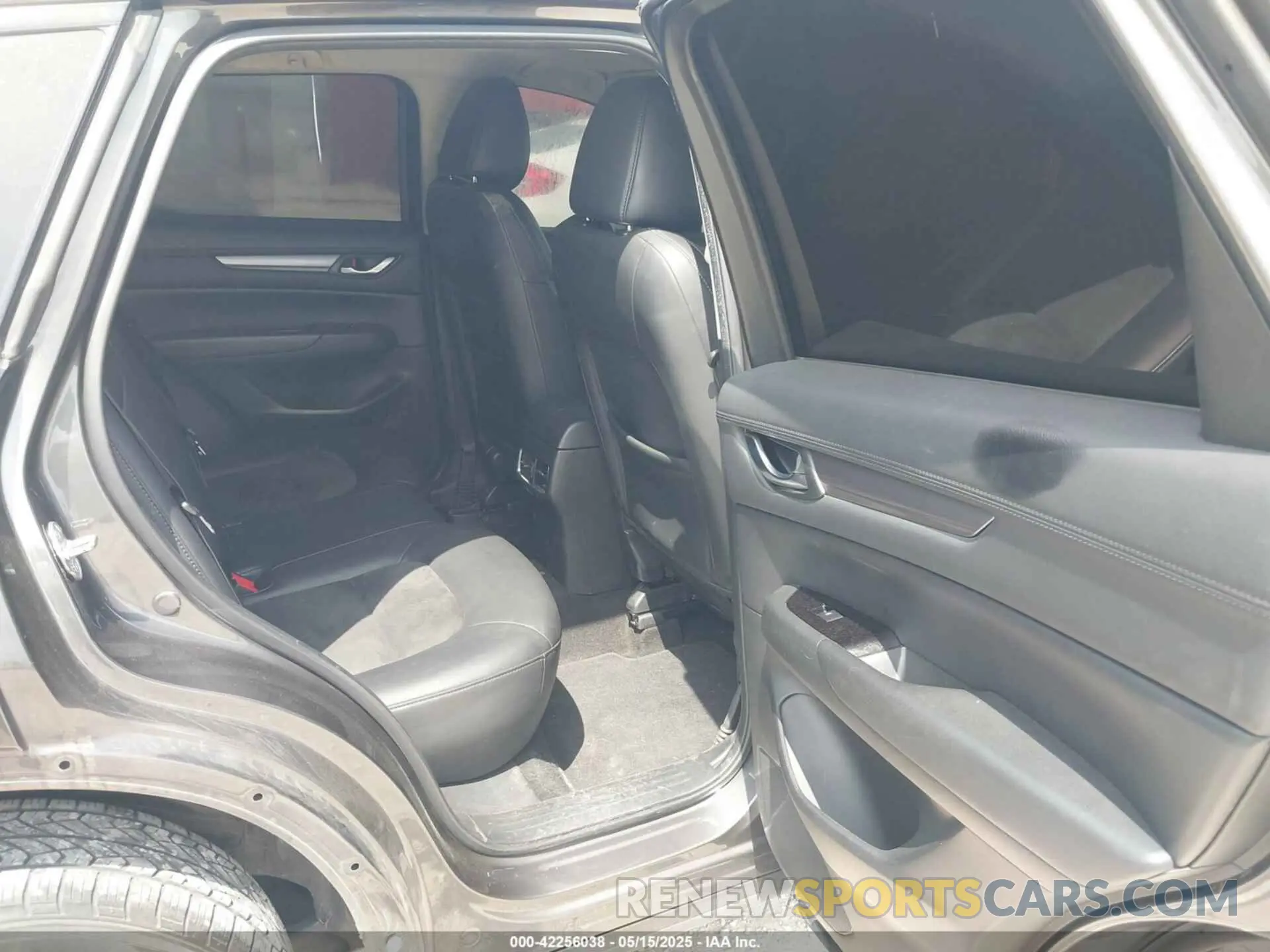 8 fotografías del automóvil dañado JM3KFBCM1K1639378 MAZDA CX-5 2019
