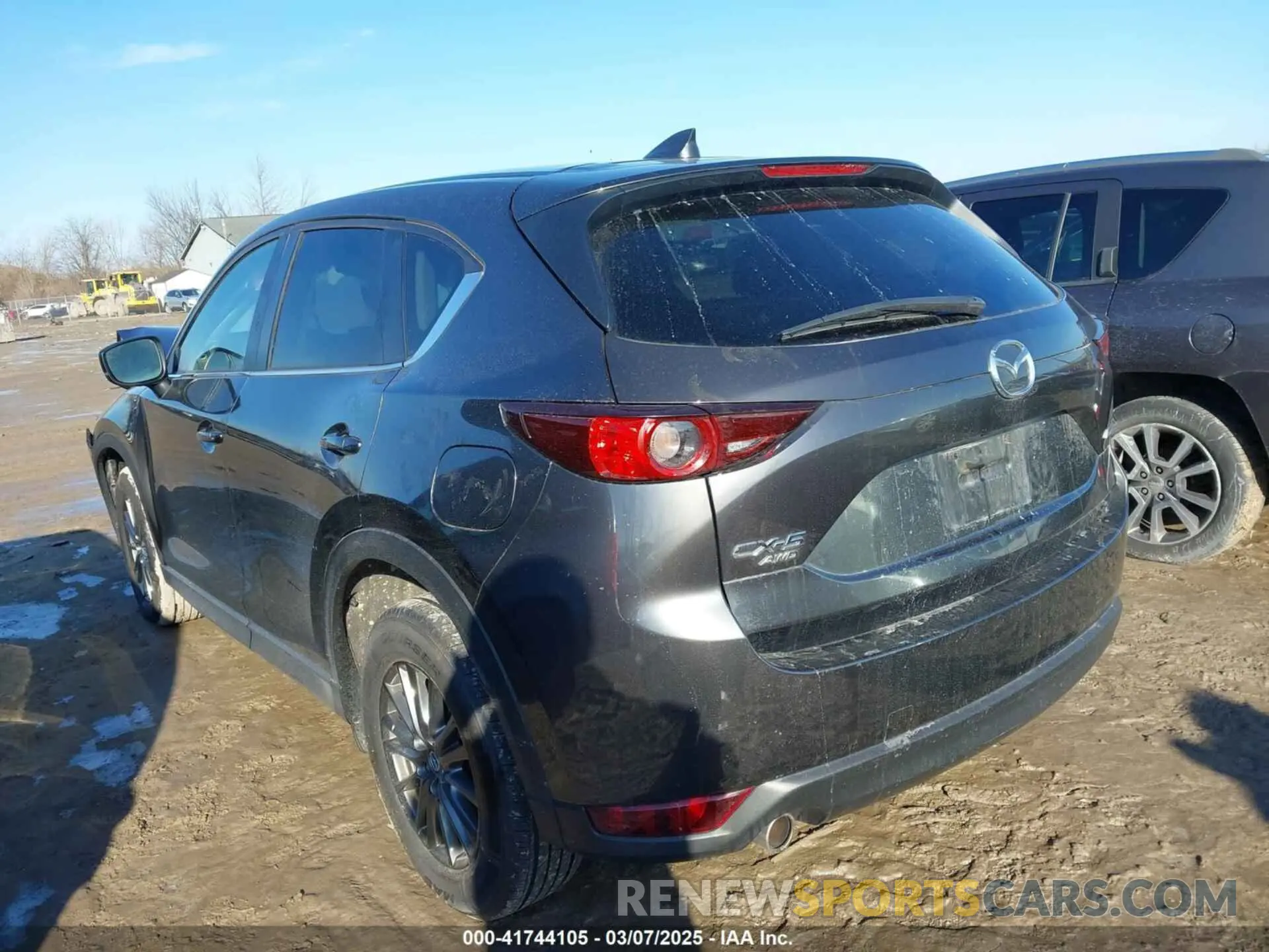 3 fotografías del automóvil dañado JM3KFBCM2K0659550 MAZDA CX-5 2019
