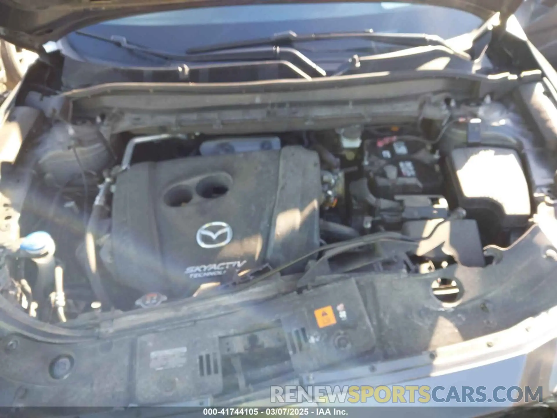 9 fotografías del automóvil dañado JM3KFBCM2K0659550 MAZDA CX-5 2019