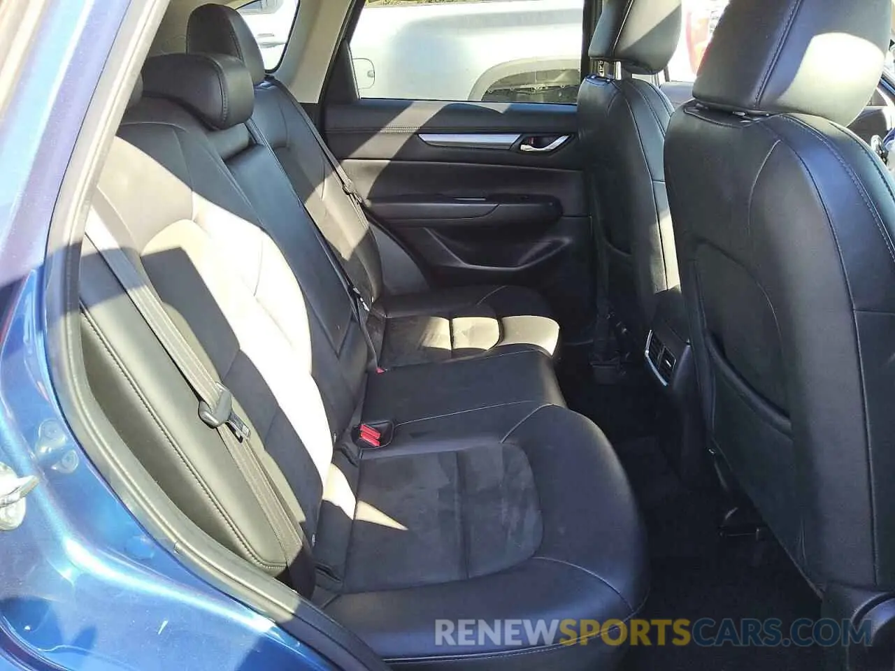 11 fotografías del automóvil dañado JM3KFBCM2K0667437 MAZDA CX-5 2019