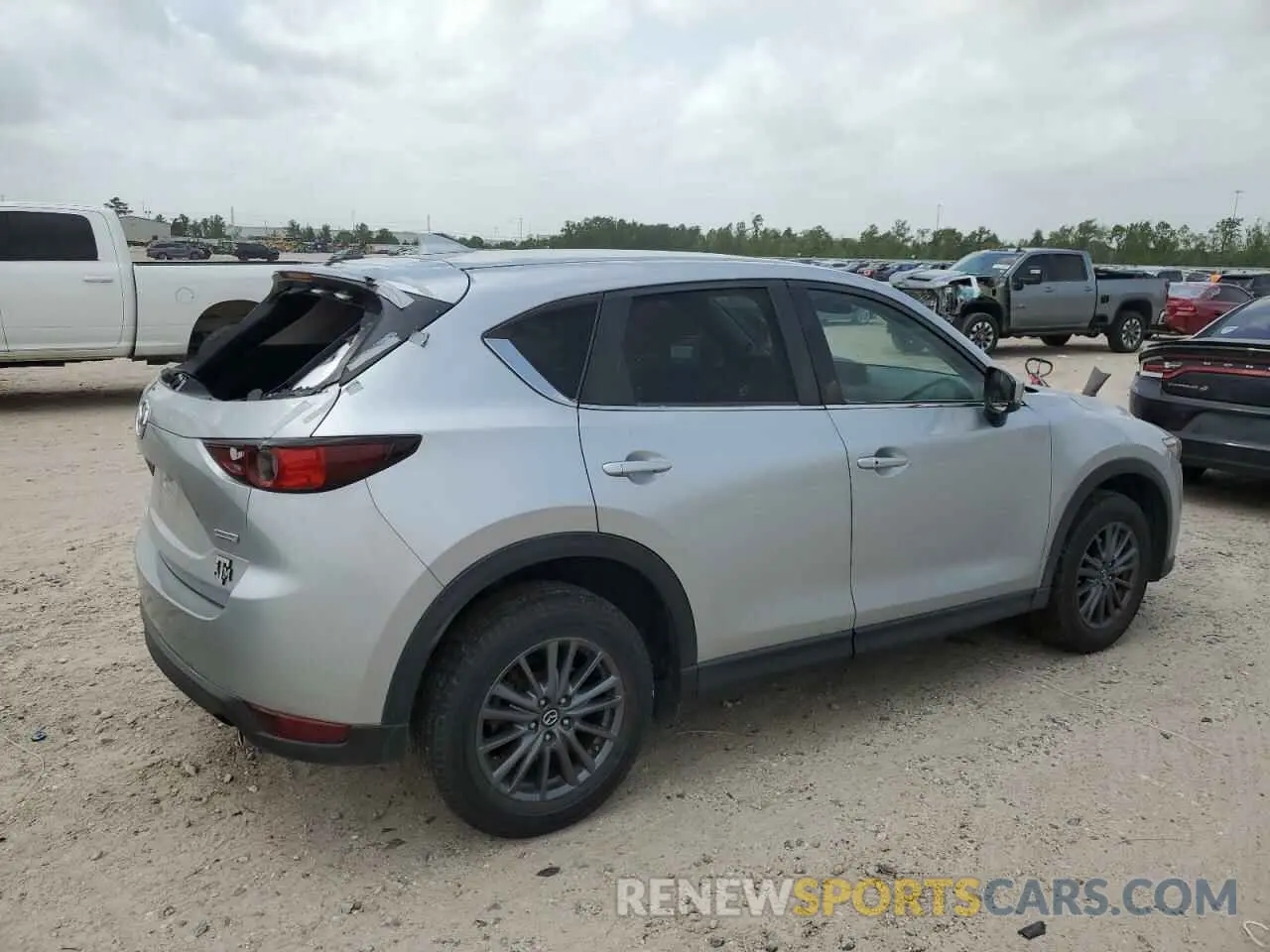 3 fotografías del automóvil dañado JM3KFBCM5K0513496 MAZDA CX-5 2019