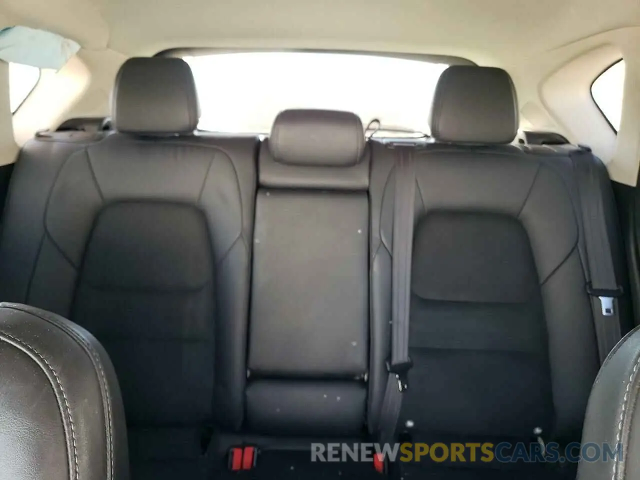 10 fotografías del automóvil dañado JM3KFBCM5K0692154 MAZDA CX-5 2019