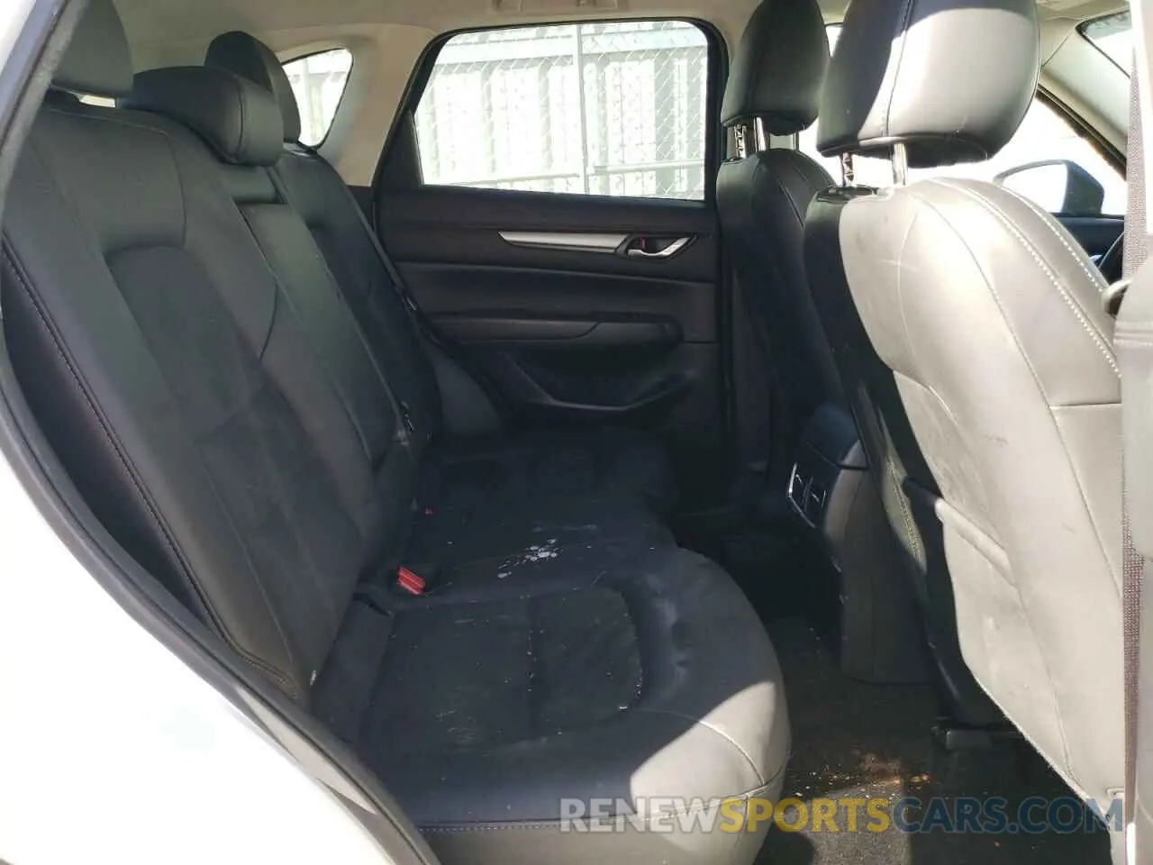 12 fotografías del automóvil dañado JM3KFBCM5K0692154 MAZDA CX-5 2019