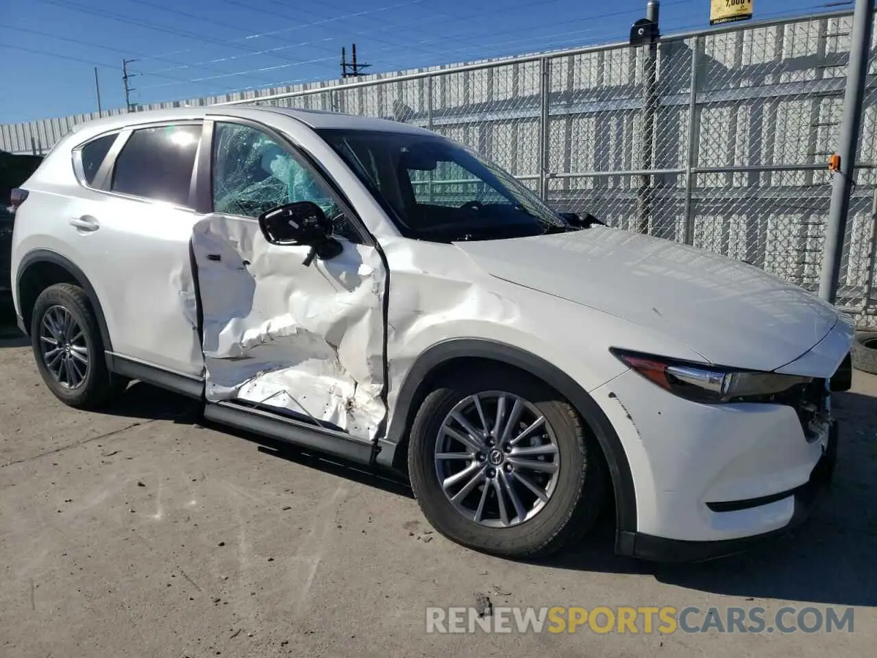 4 fotografías del automóvil dañado JM3KFBCM5K0692154 MAZDA CX-5 2019