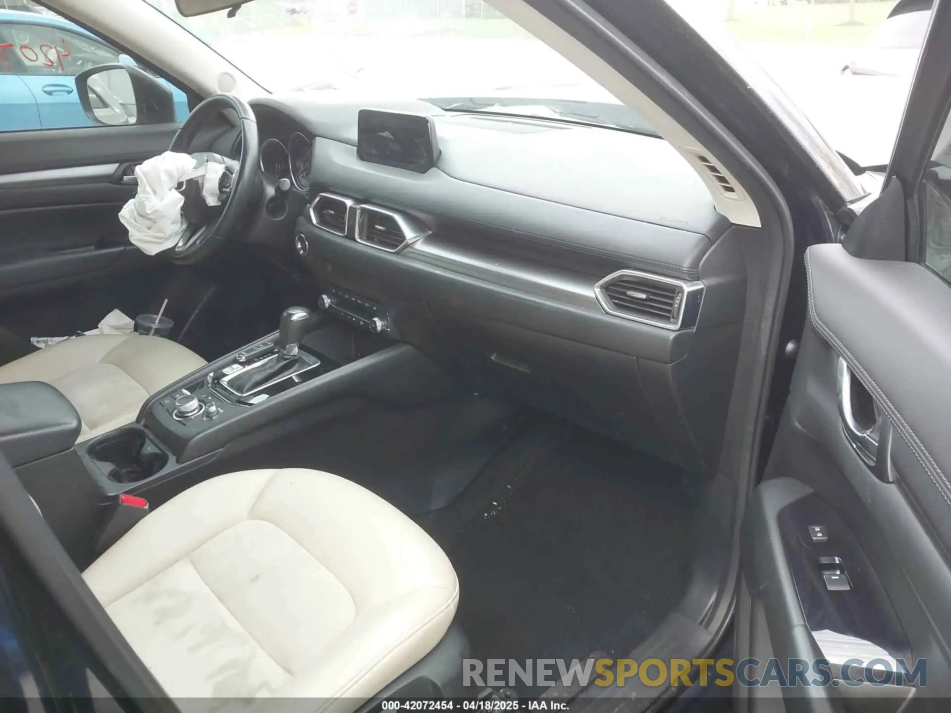 5 fotografías del automóvil dañado JM3KFBCM8K0692083 MAZDA CX-5 2019