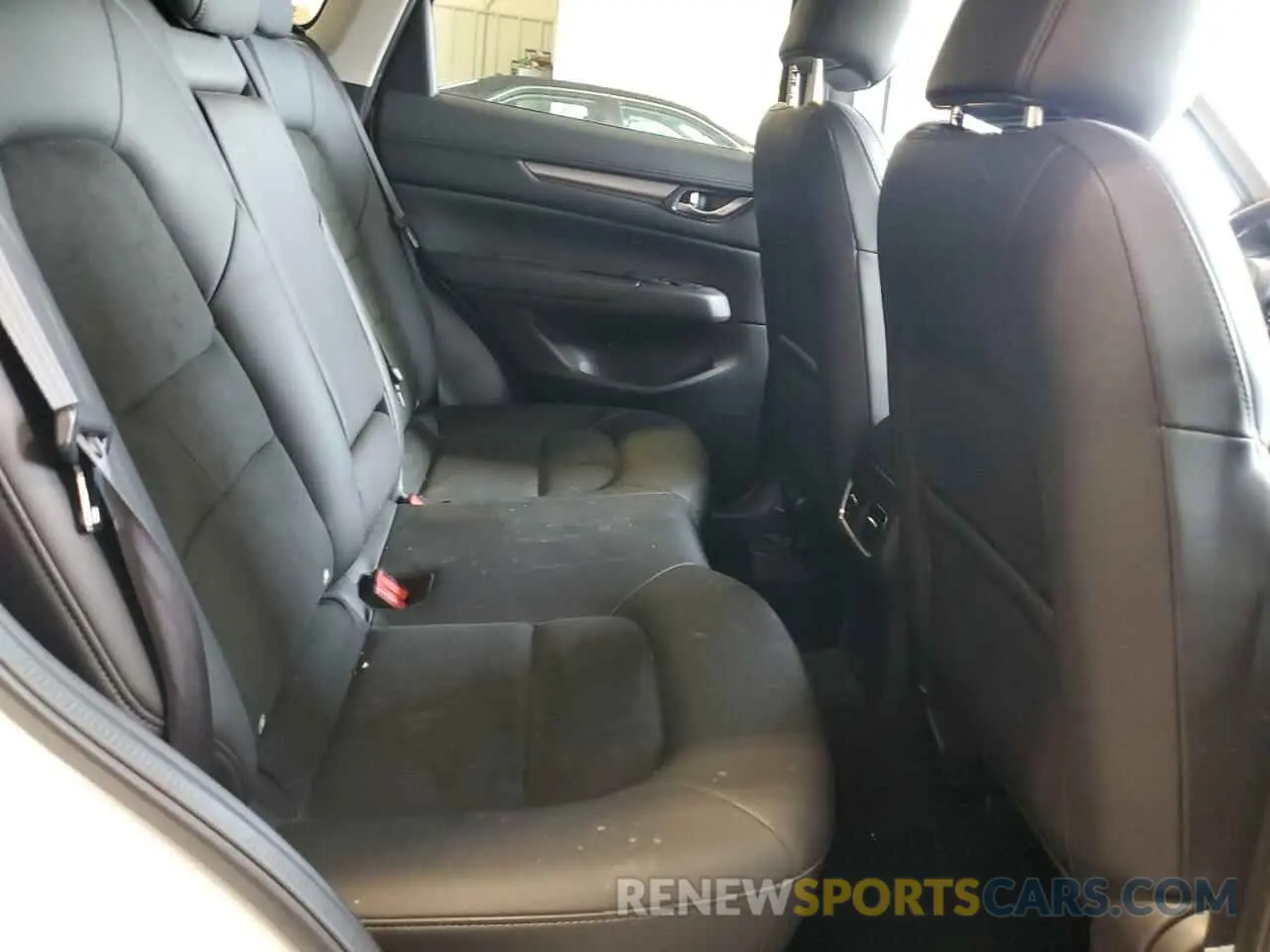 11 fotografías del automóvil dañado JM3KFBCM9K0641465 MAZDA CX-5 2019