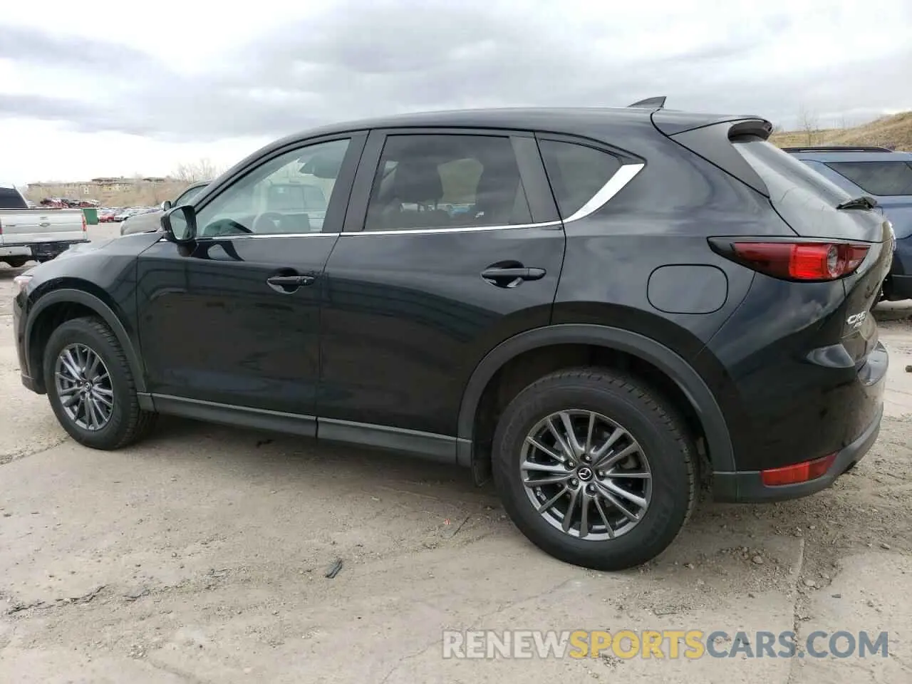 2 fotografías del automóvil dañado JM3KFBCM9K1597154 MAZDA CX-5 2019
