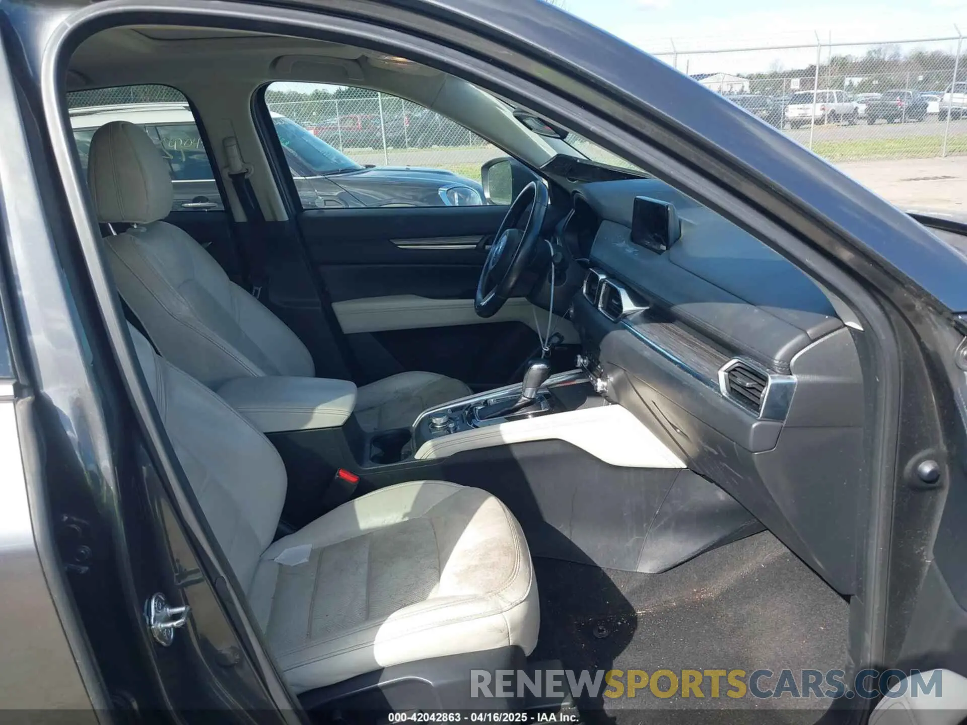5 fotografías del automóvil dañado JM3KFBDM1K0540001 MAZDA CX-5 2019
