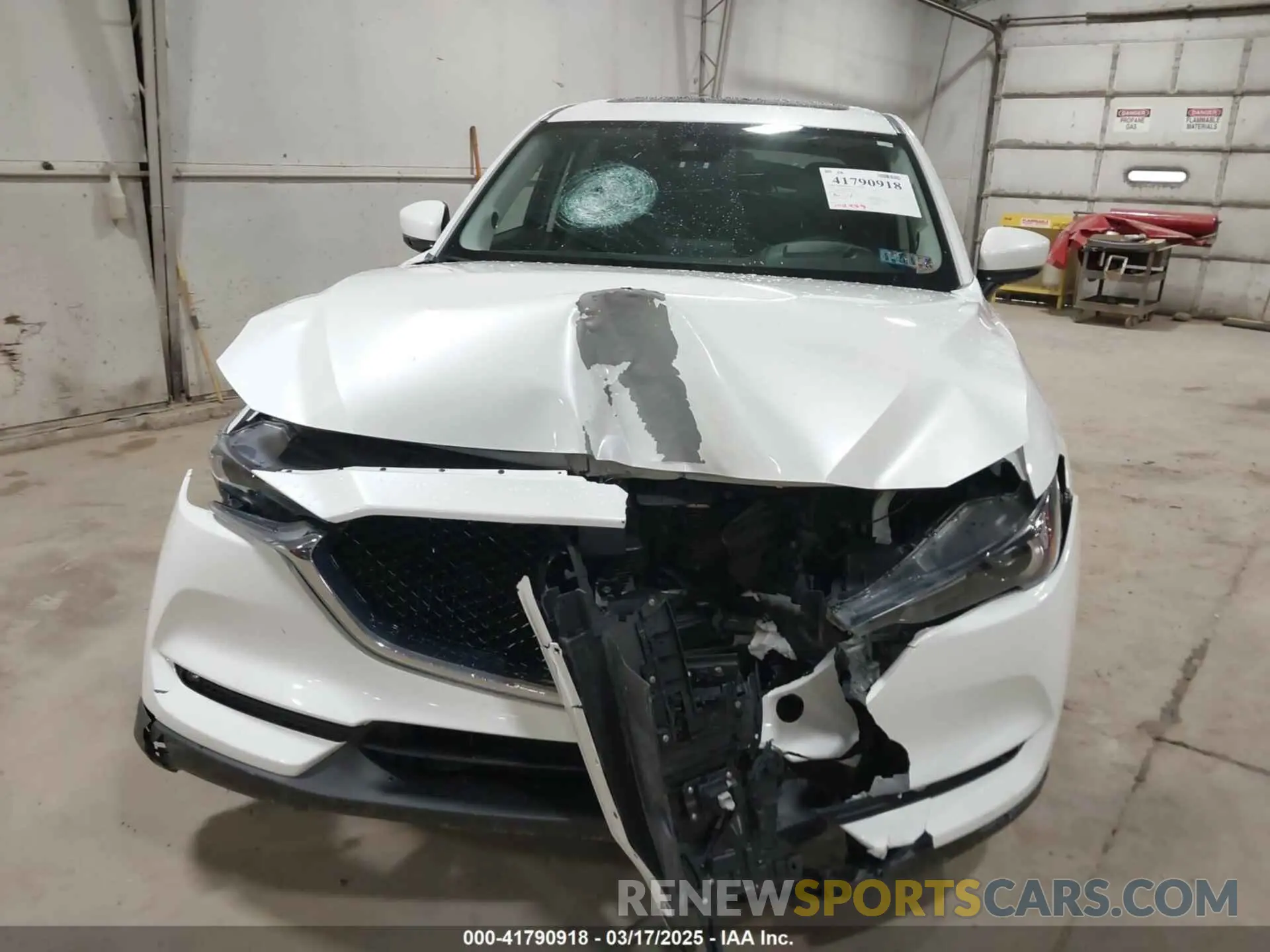 12 fotografías del automóvil dañado JM3KFBDM1K0622519 MAZDA CX-5 2019