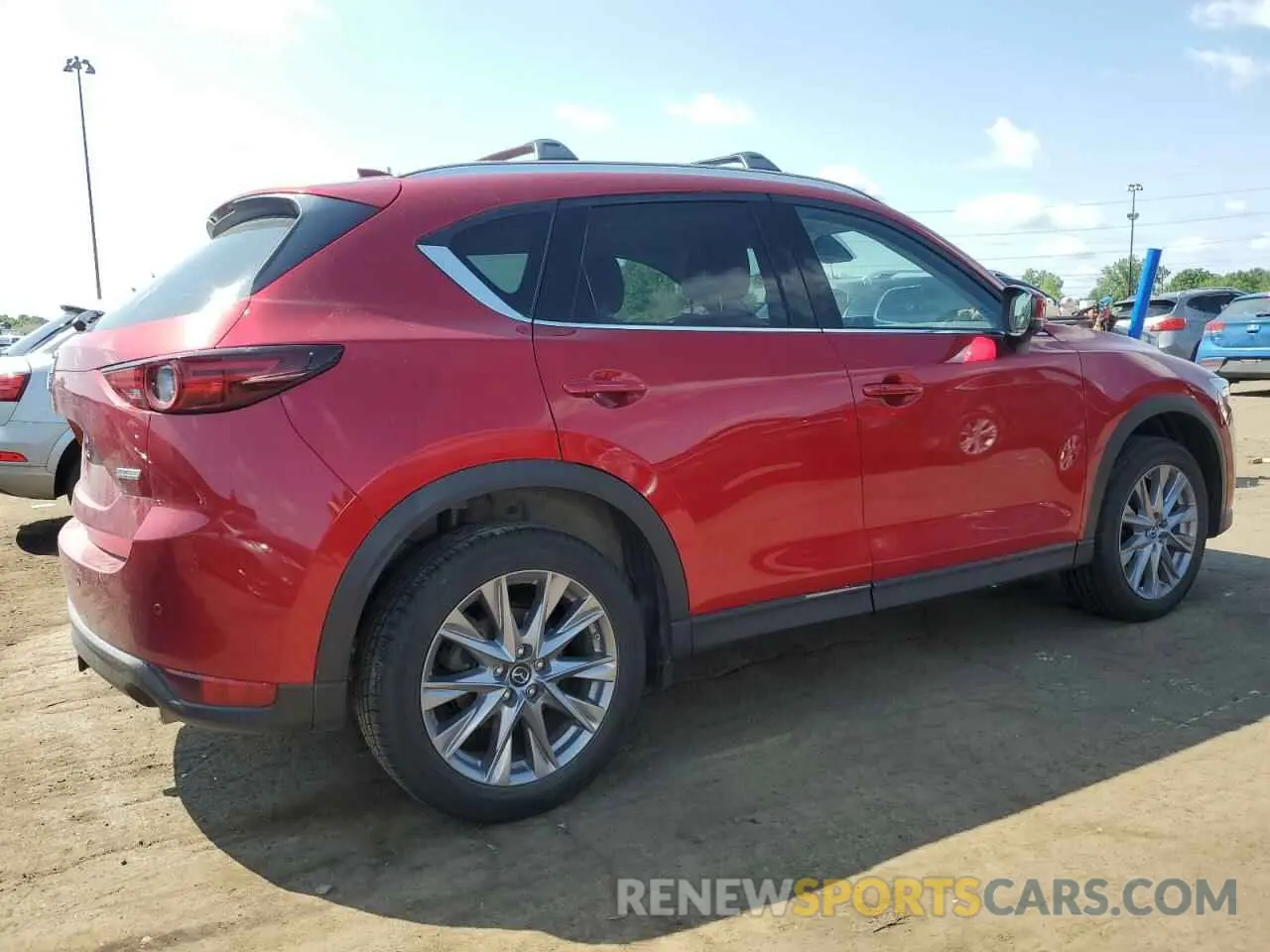 3 fotografías del automóvil dañado JM3KFBDM1K0677360 MAZDA CX-5 2019