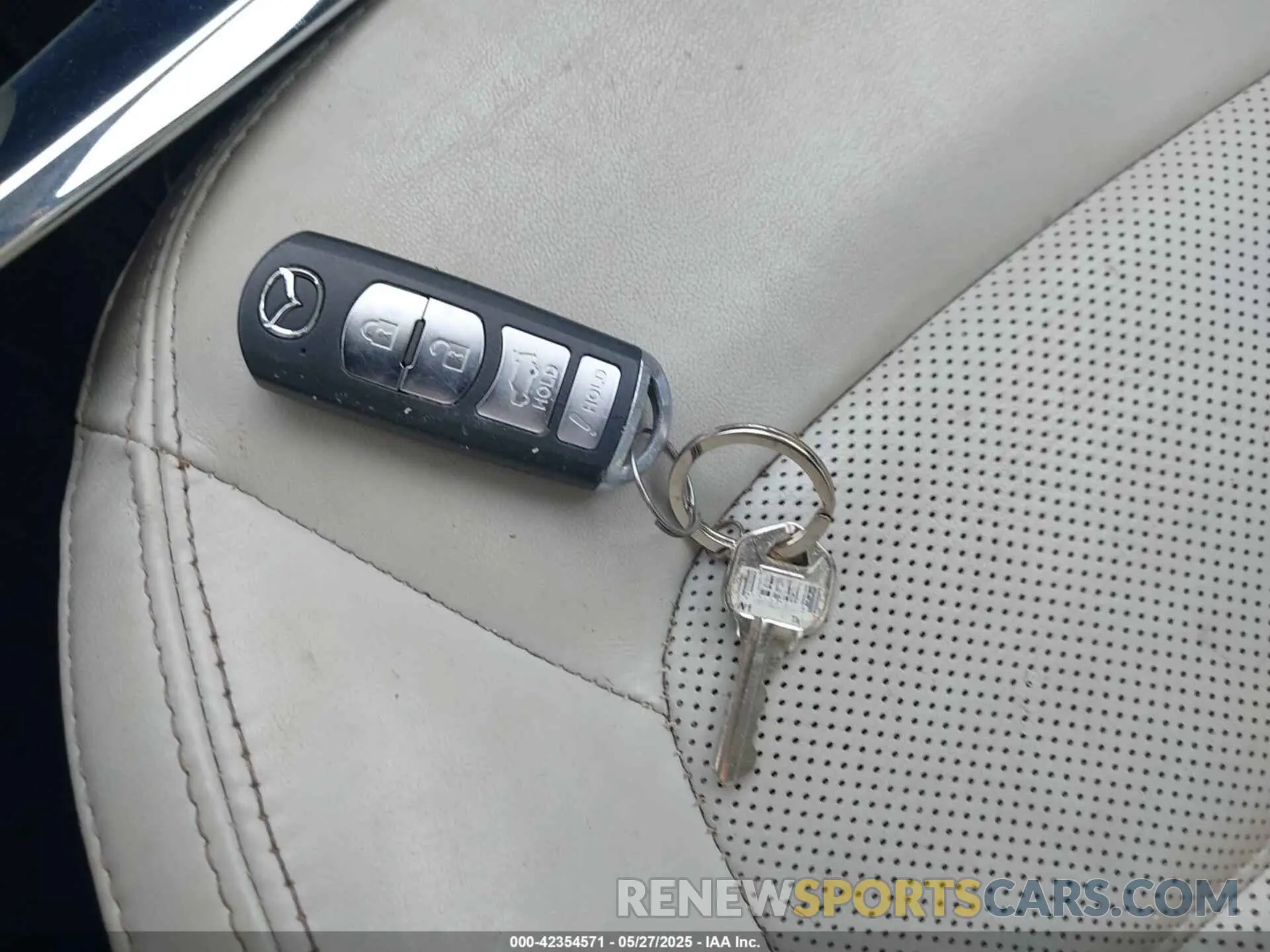 11 fotografías del automóvil dañado JM3KFBDM2K0525409 MAZDA CX-5 2019