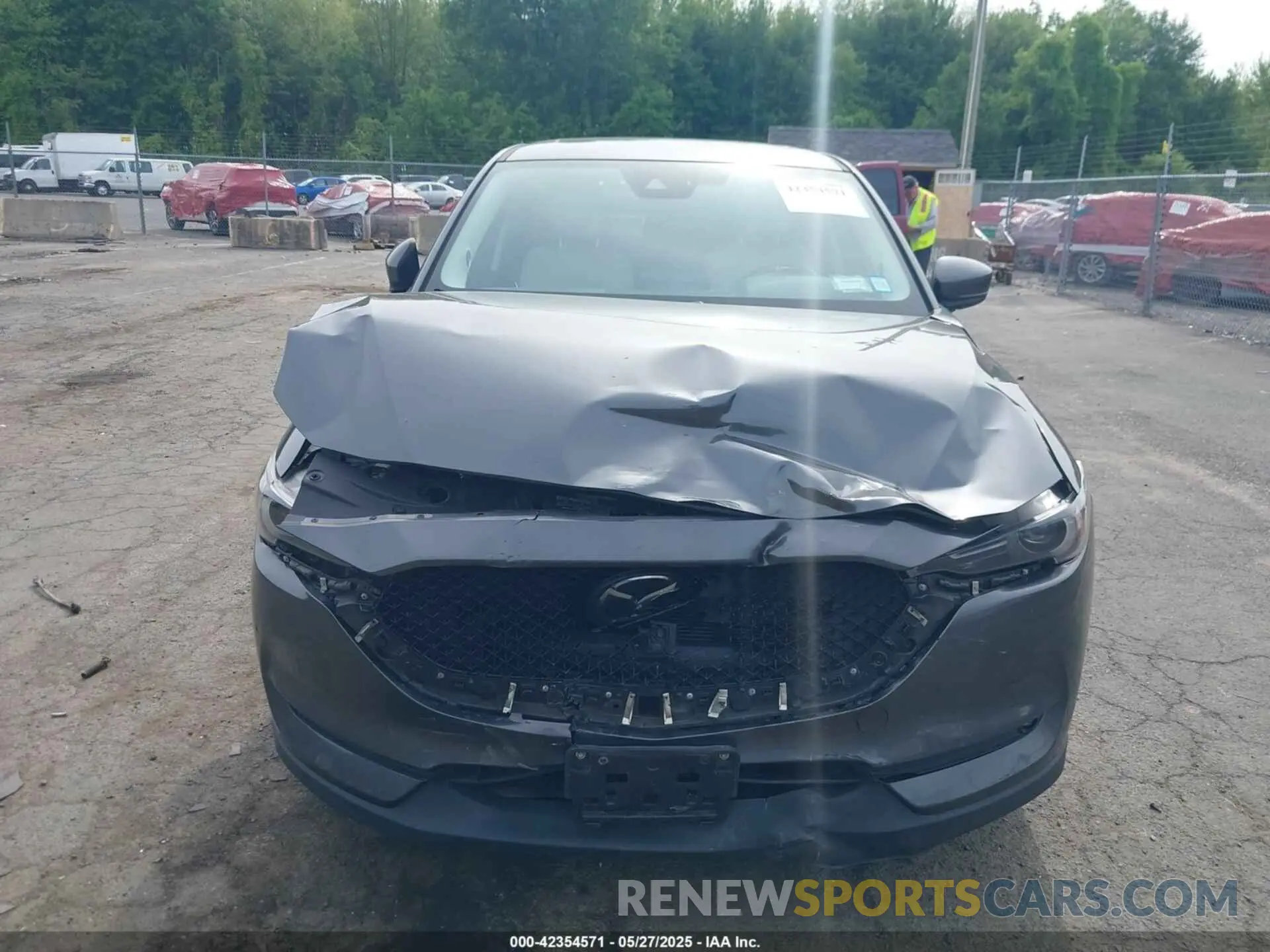 12 fotografías del automóvil dañado JM3KFBDM2K0525409 MAZDA CX-5 2019
