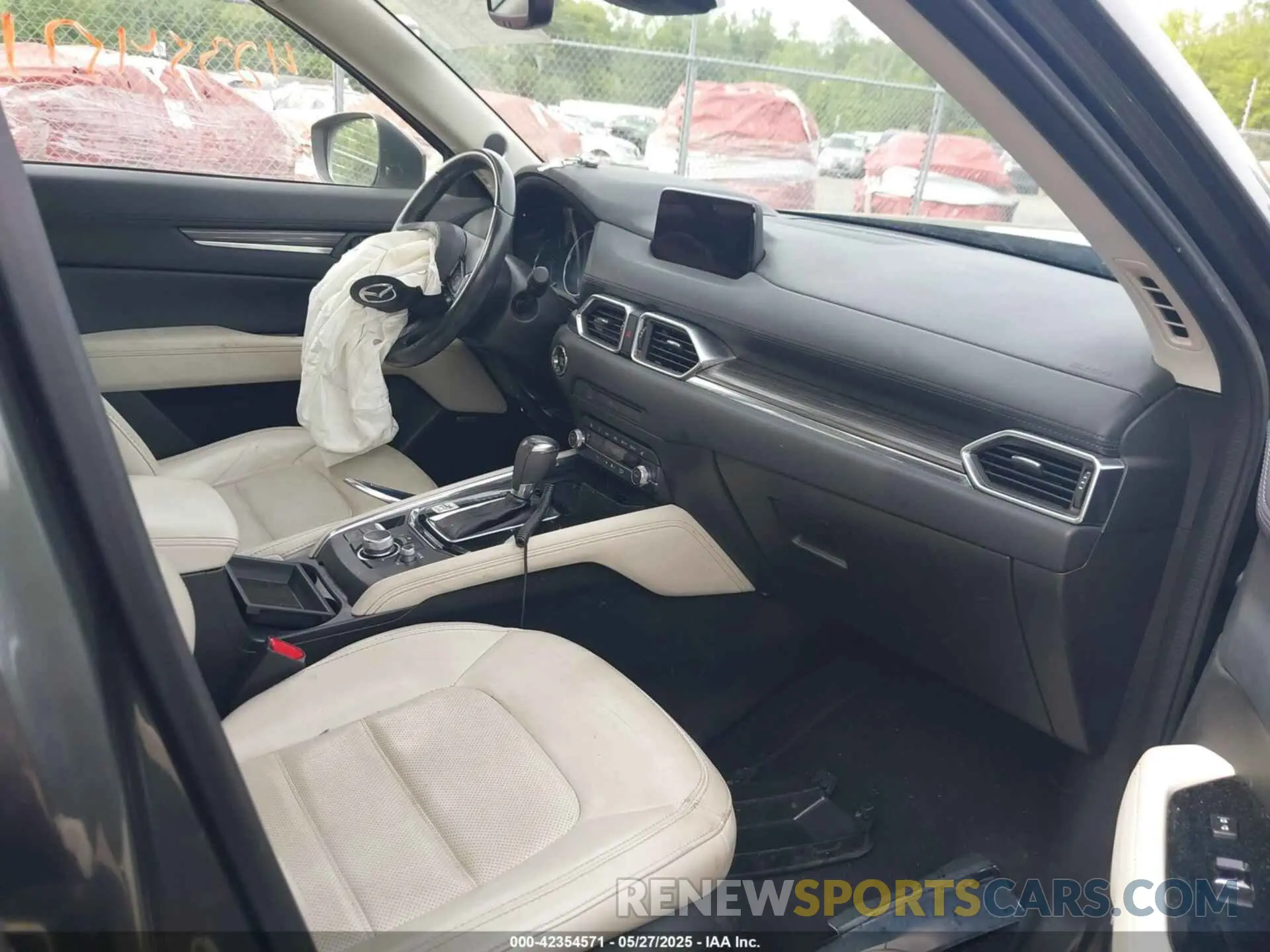 5 fotografías del automóvil dañado JM3KFBDM2K0525409 MAZDA CX-5 2019