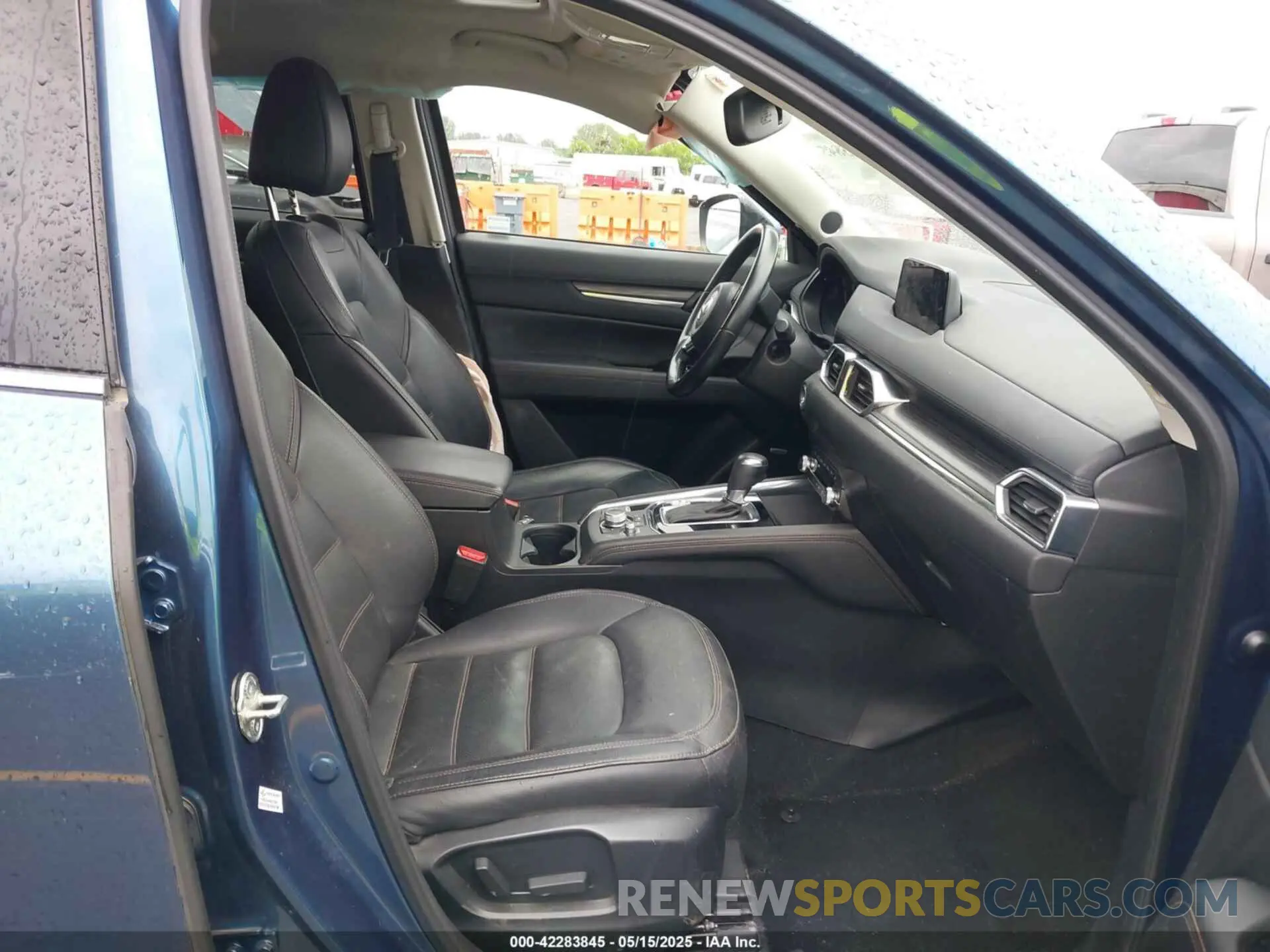 5 fotografías del automóvil dañado JM3KFBDM2K0580930 MAZDA CX-5 2019