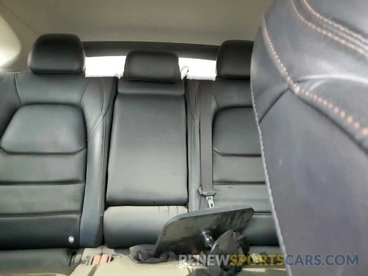 10 fotografías del automóvil dañado JM3KFBDM4K1512736 MAZDA CX-5 2019