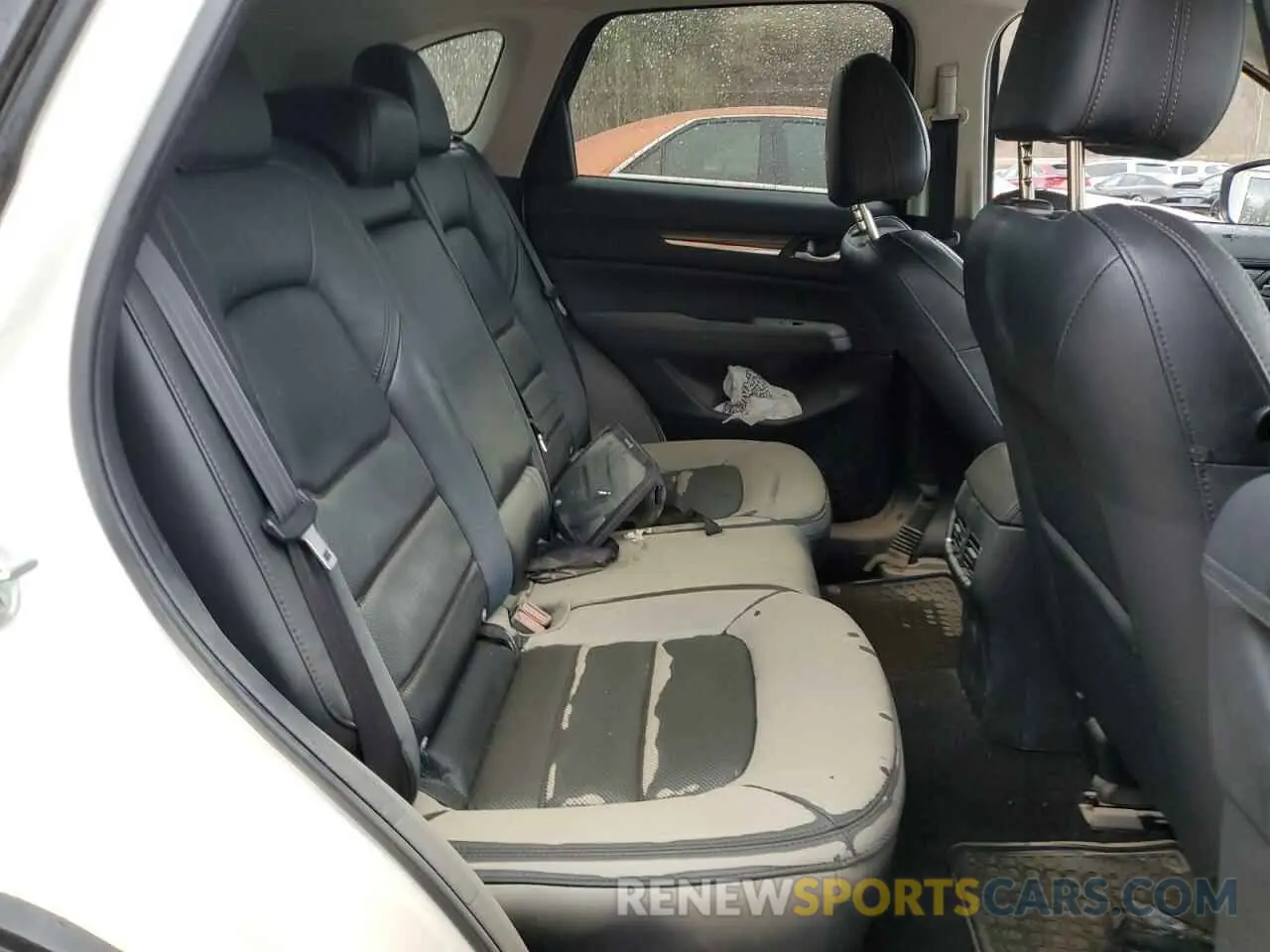 11 fotografías del automóvil dañado JM3KFBDM4K1512736 MAZDA CX-5 2019