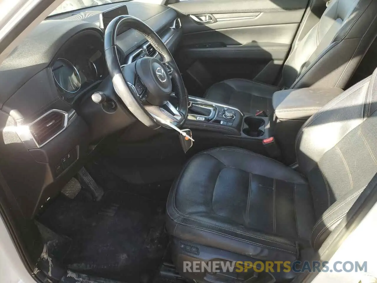 7 fotografías del automóvil dañado JM3KFBDM5K0537425 MAZDA CX-5 2019