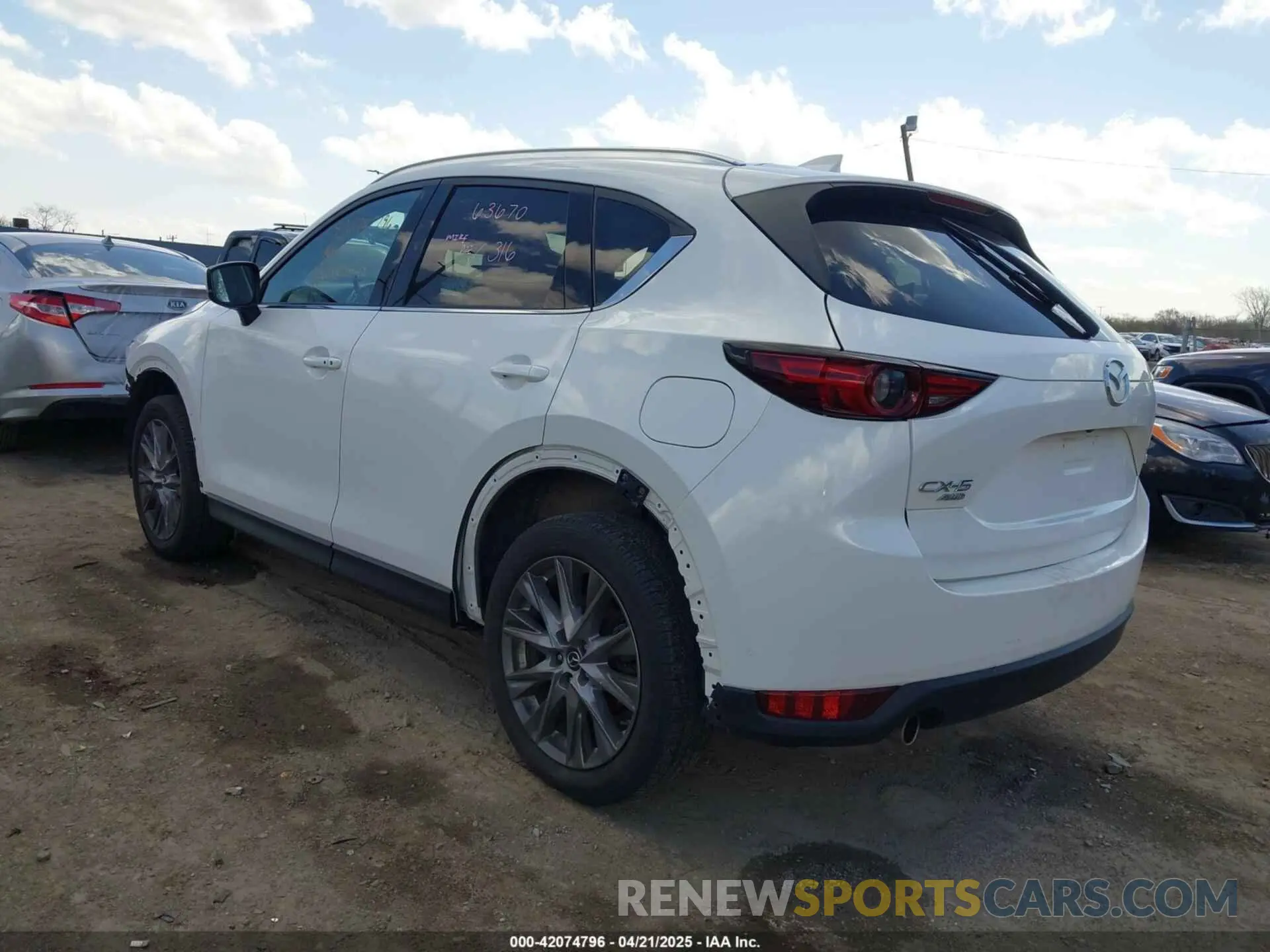 3 fotografías del automóvil dañado JM3KFBDM8K1591425 MAZDA CX-5 2019