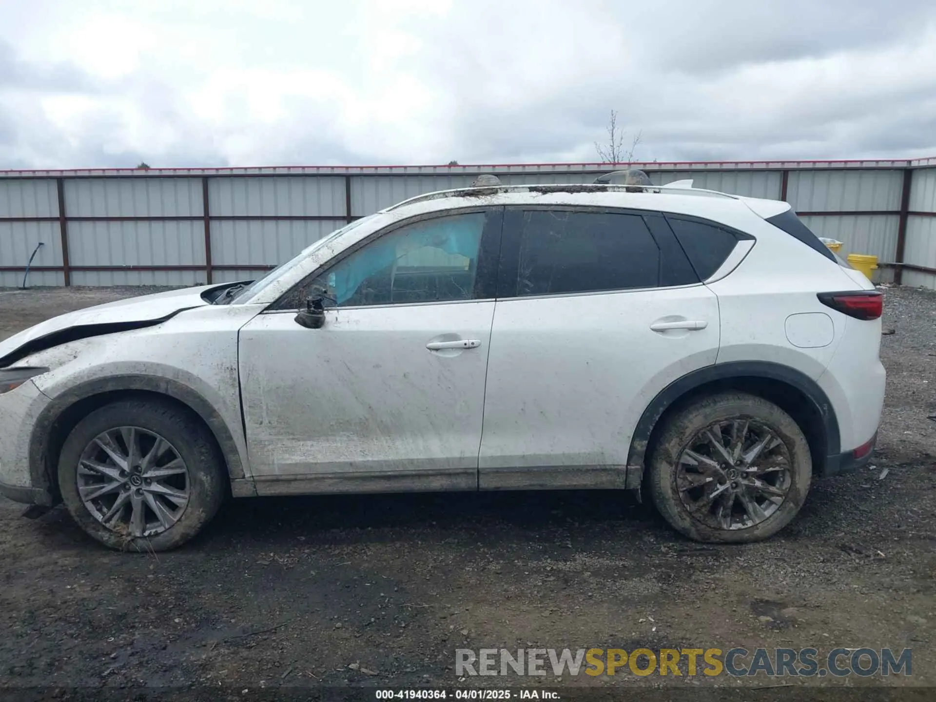 15 fotografías del automóvil dañado JM3KFBDM9K0697467 MAZDA CX-5 2019