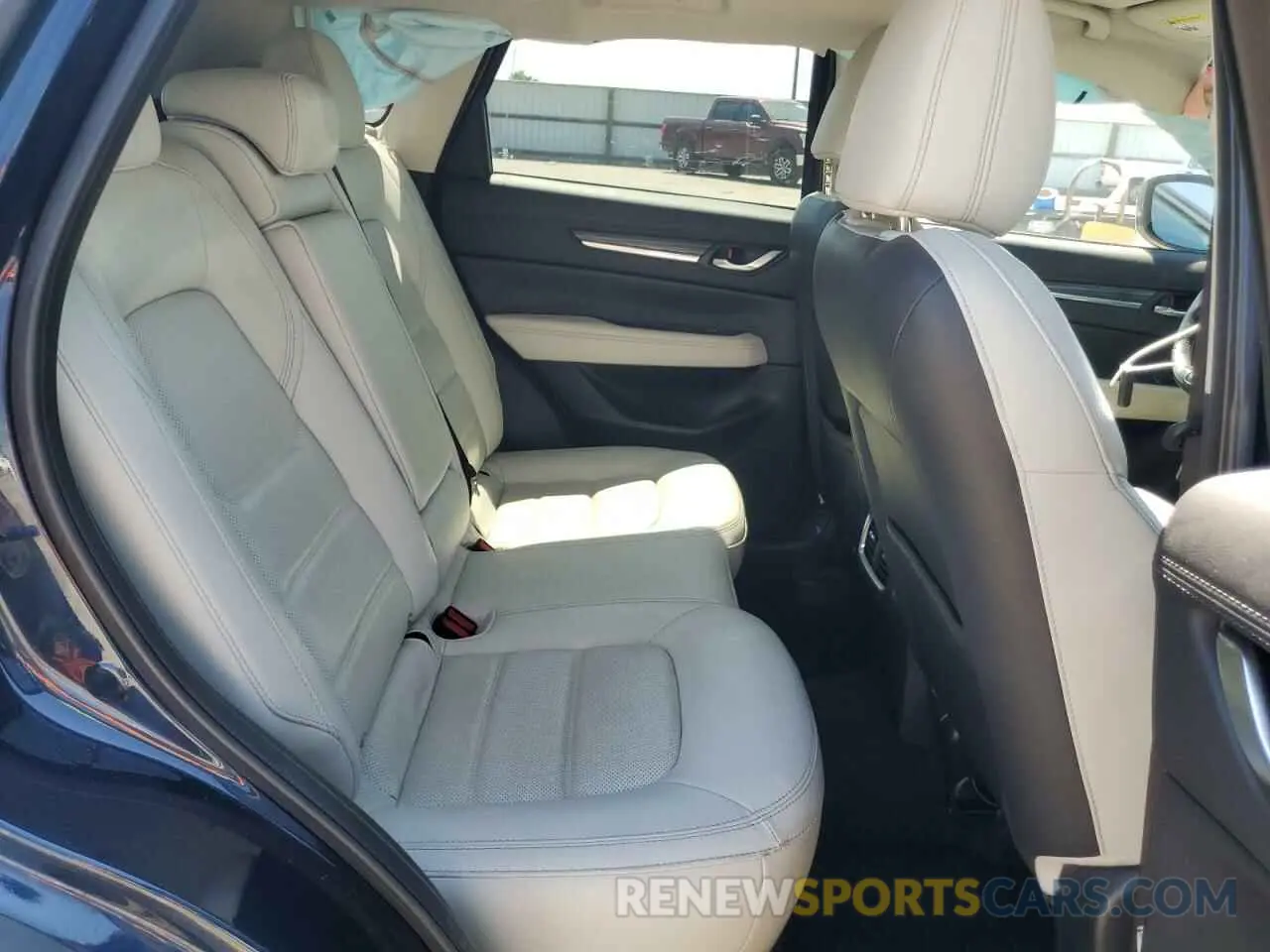 11 fotografías del automóvil dañado JM3KFBDMXK0538344 MAZDA CX-5 2019