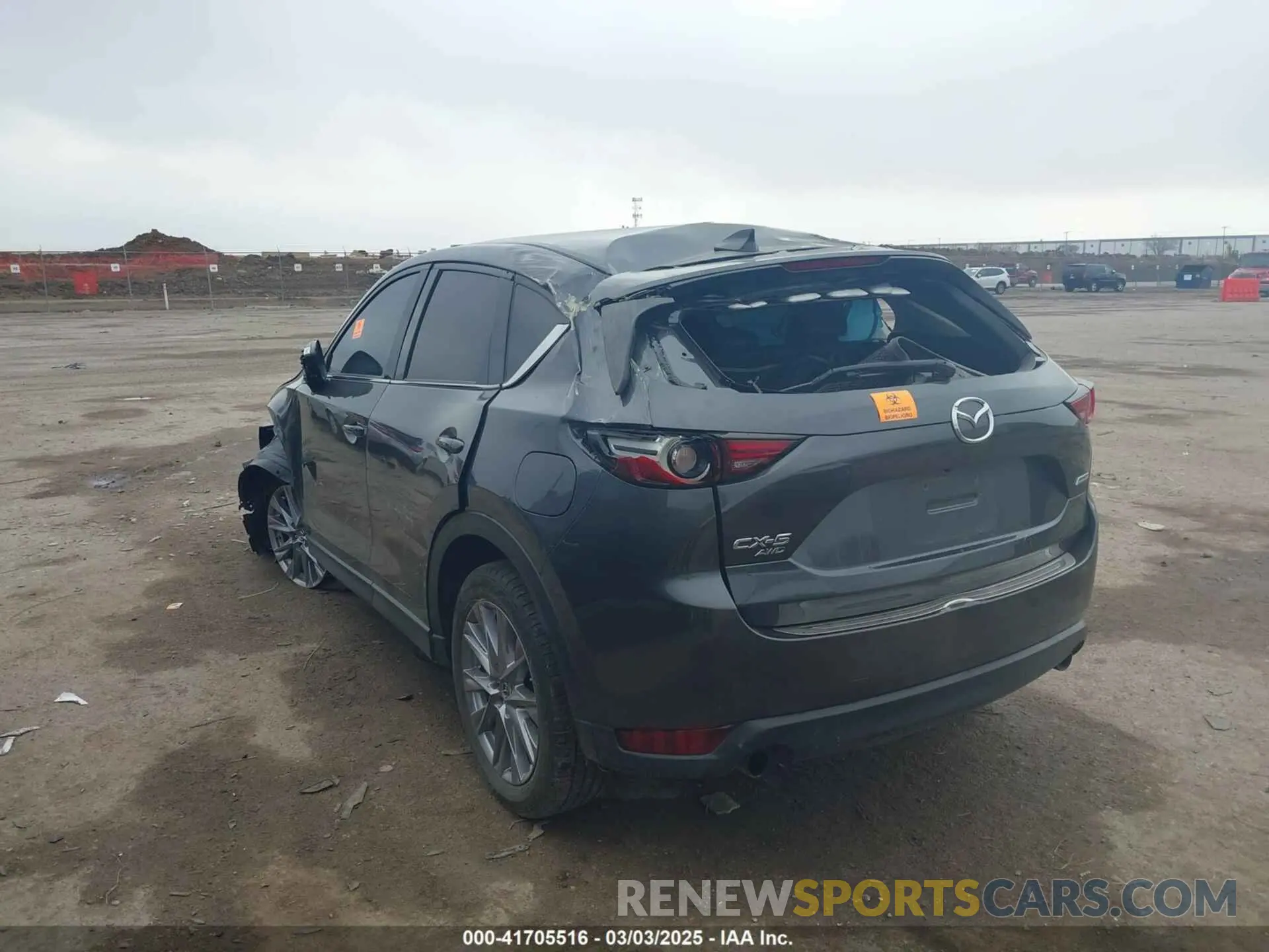 3 fotografías del automóvil dañado JM3KFBDY2K0583264 MAZDA CX-5 2019