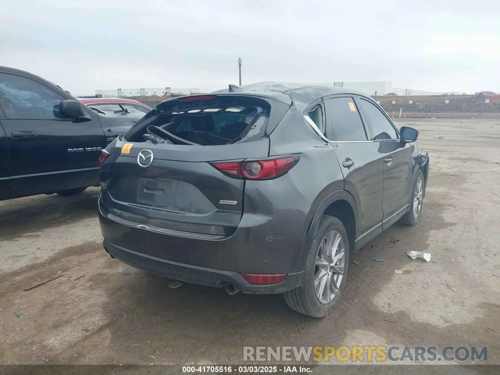 4 fotografías del automóvil dañado JM3KFBDY2K0583264 MAZDA CX-5 2019