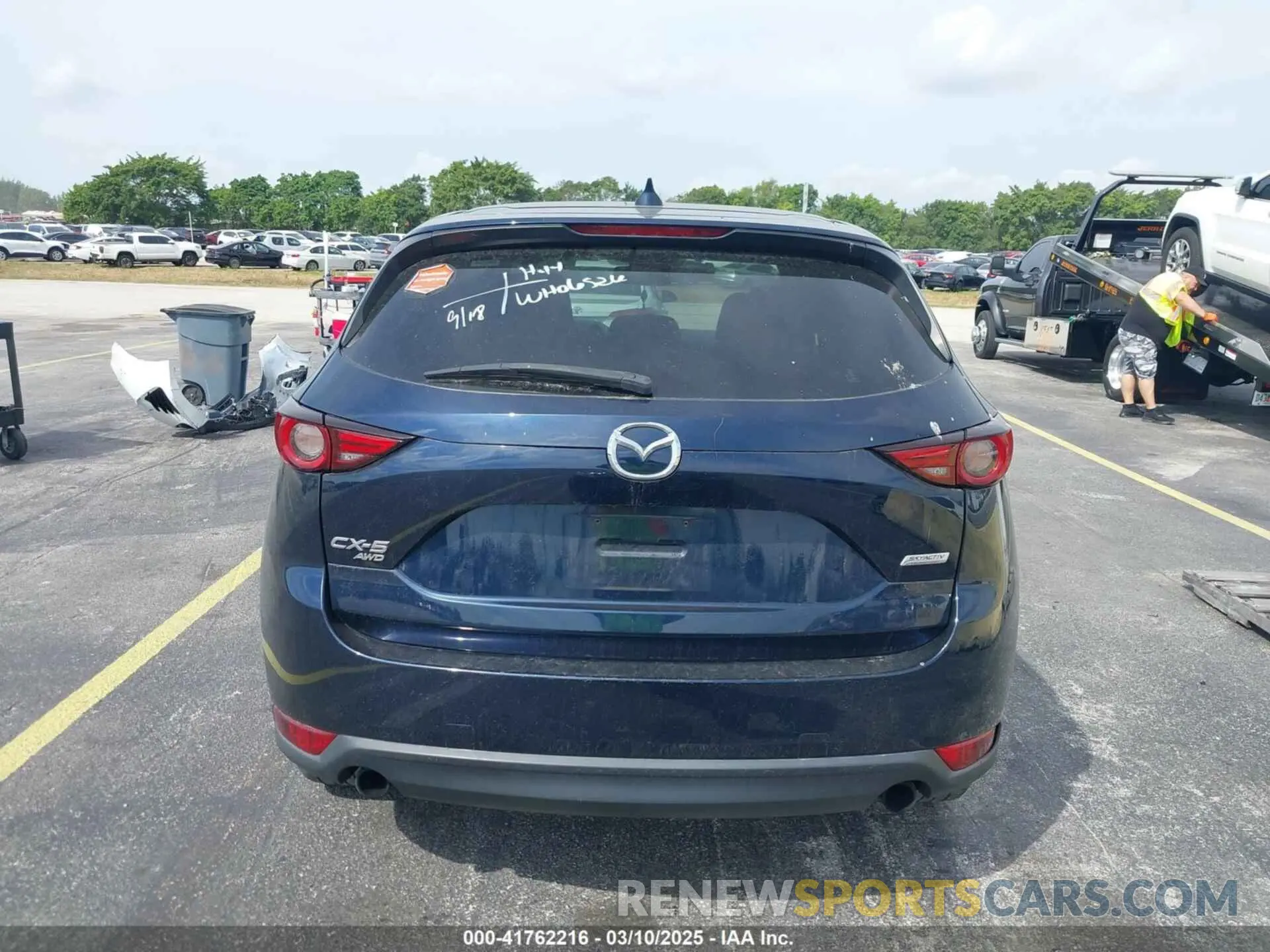16 fotografías del automóvil dañado JM3KFBDY3K0621391 MAZDA CX-5 2019