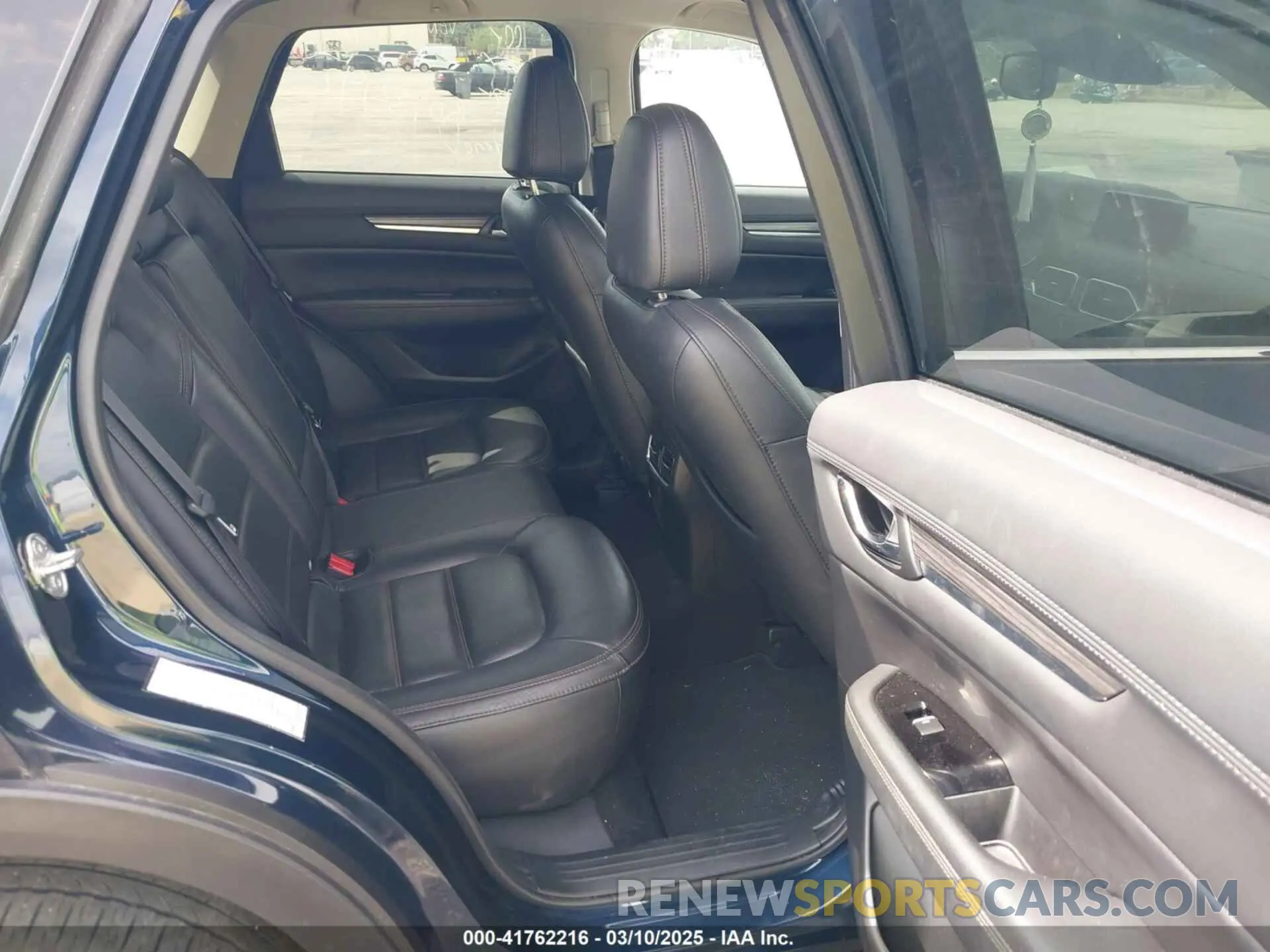 8 fotografías del automóvil dañado JM3KFBDY3K0621391 MAZDA CX-5 2019