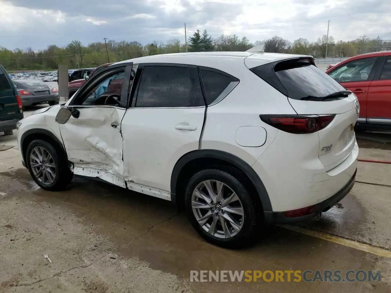 2 fotografías del automóvil dañado JM3KFBDY8K0622309 MAZDA CX-5 2019