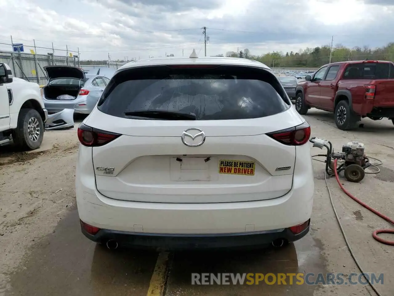 6 fotografías del automóvil dañado JM3KFBDY8K0622309 MAZDA CX-5 2019