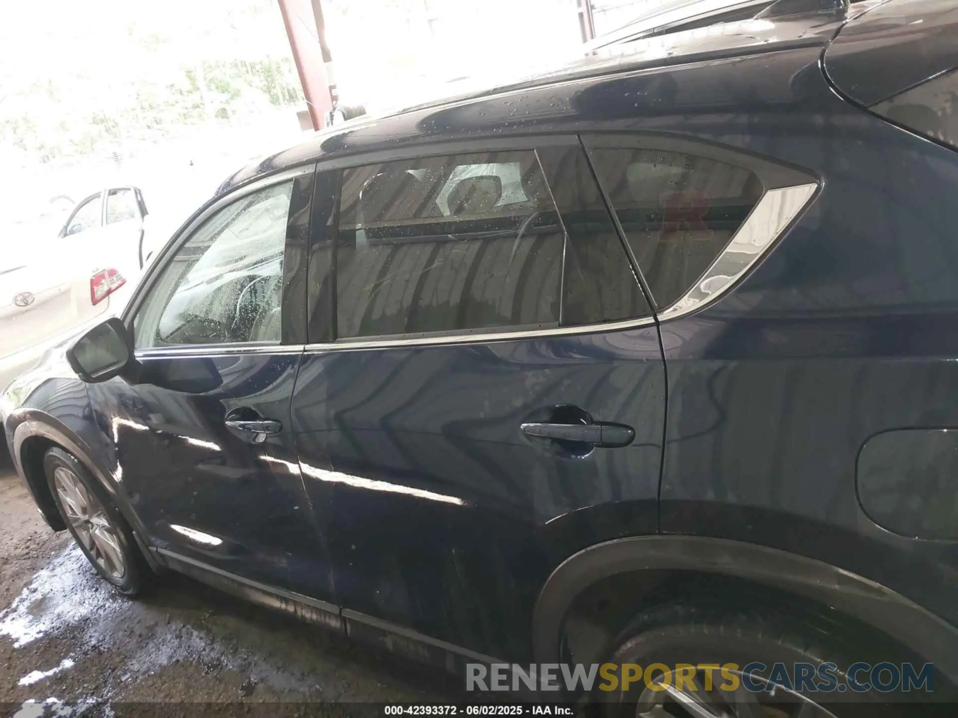 14 fotografías del automóvil dañado JM3KFBDY9K0573301 MAZDA CX-5 2019