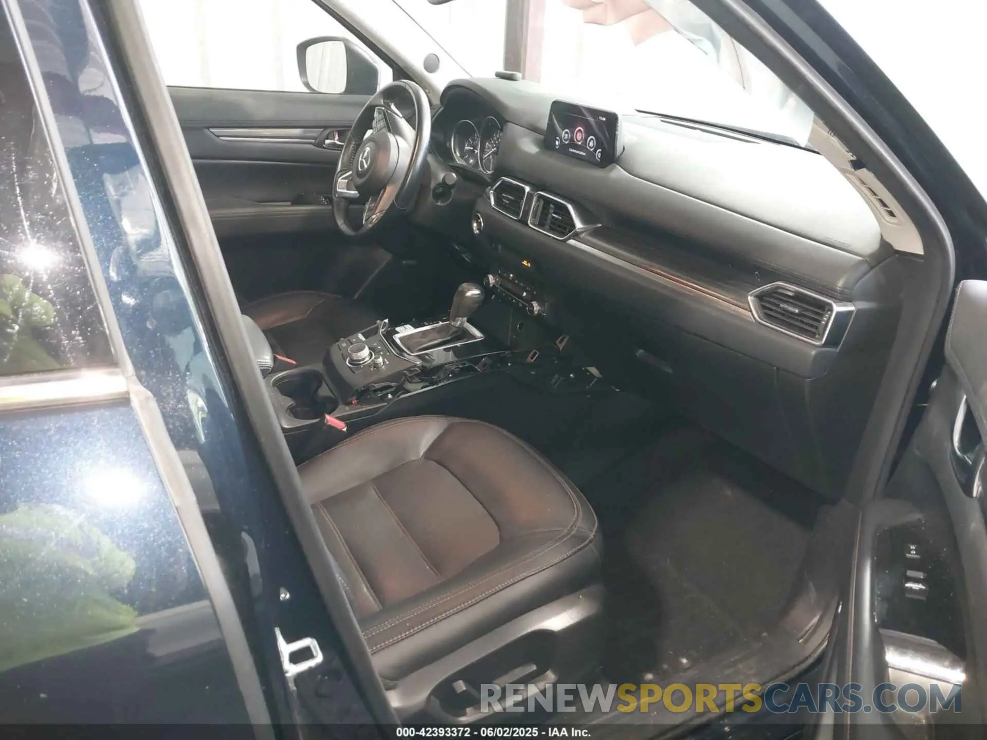 5 fotografías del automóvil dañado JM3KFBDY9K0573301 MAZDA CX-5 2019