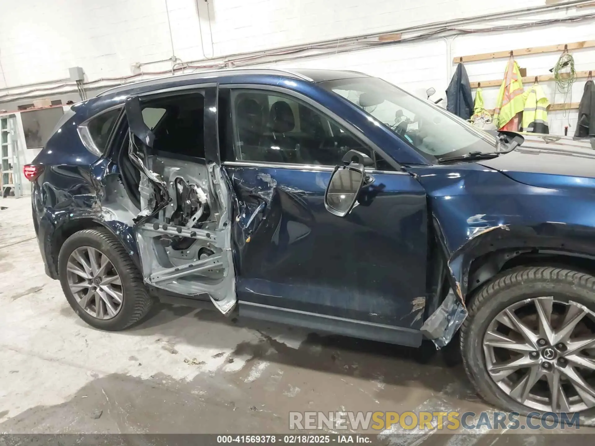 6 fotografías del automóvil dañado JM3KFBDY9K0620312 MAZDA CX-5 2019