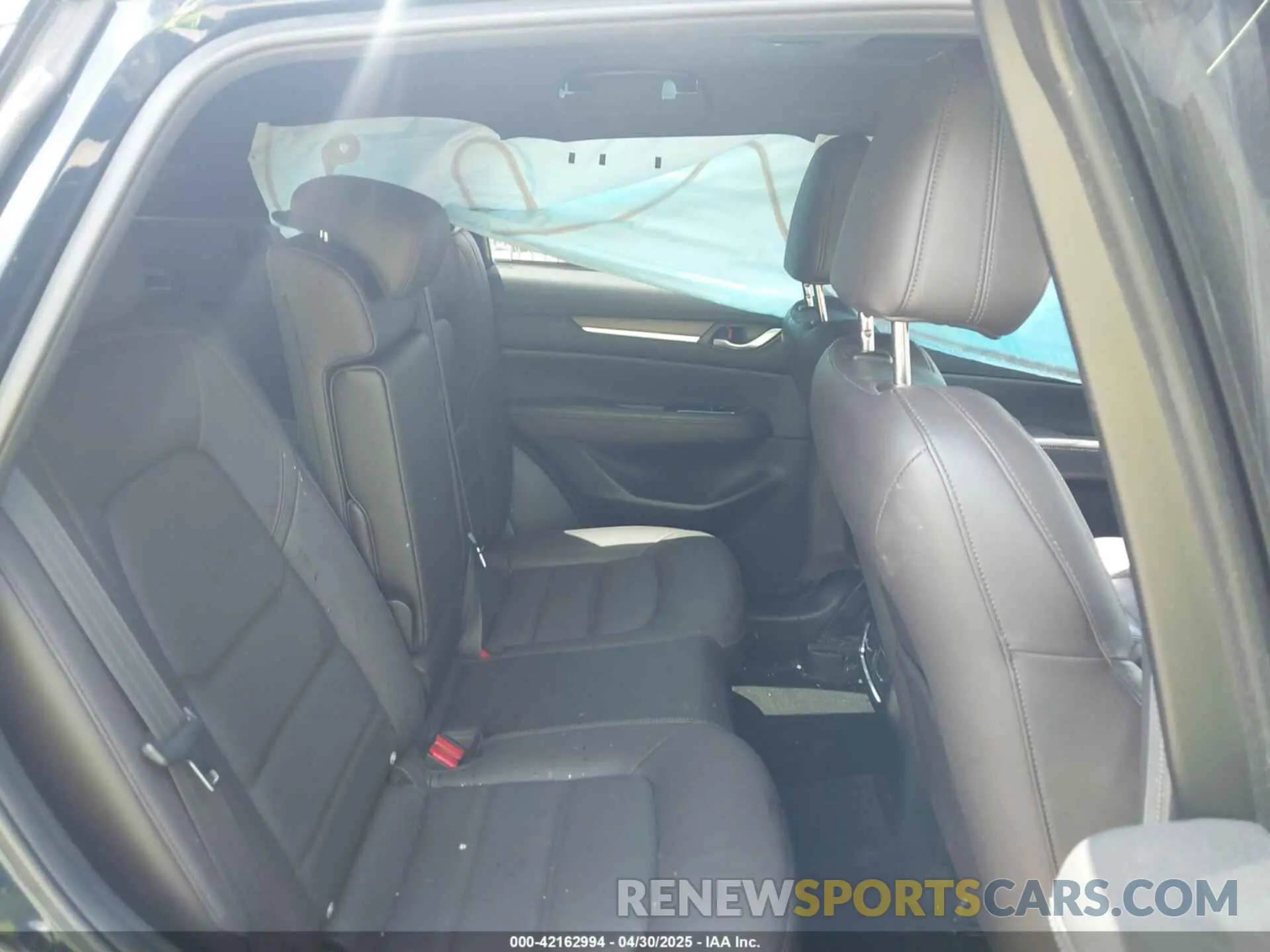 8 fotografías del automóvil dañado JM3KFBEY2K0559982 MAZDA CX-5 2019