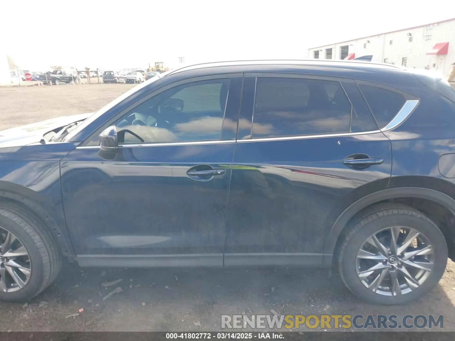 15 fotografías del automóvil dañado JM3KFBEY5K0609063 MAZDA CX-5 2019