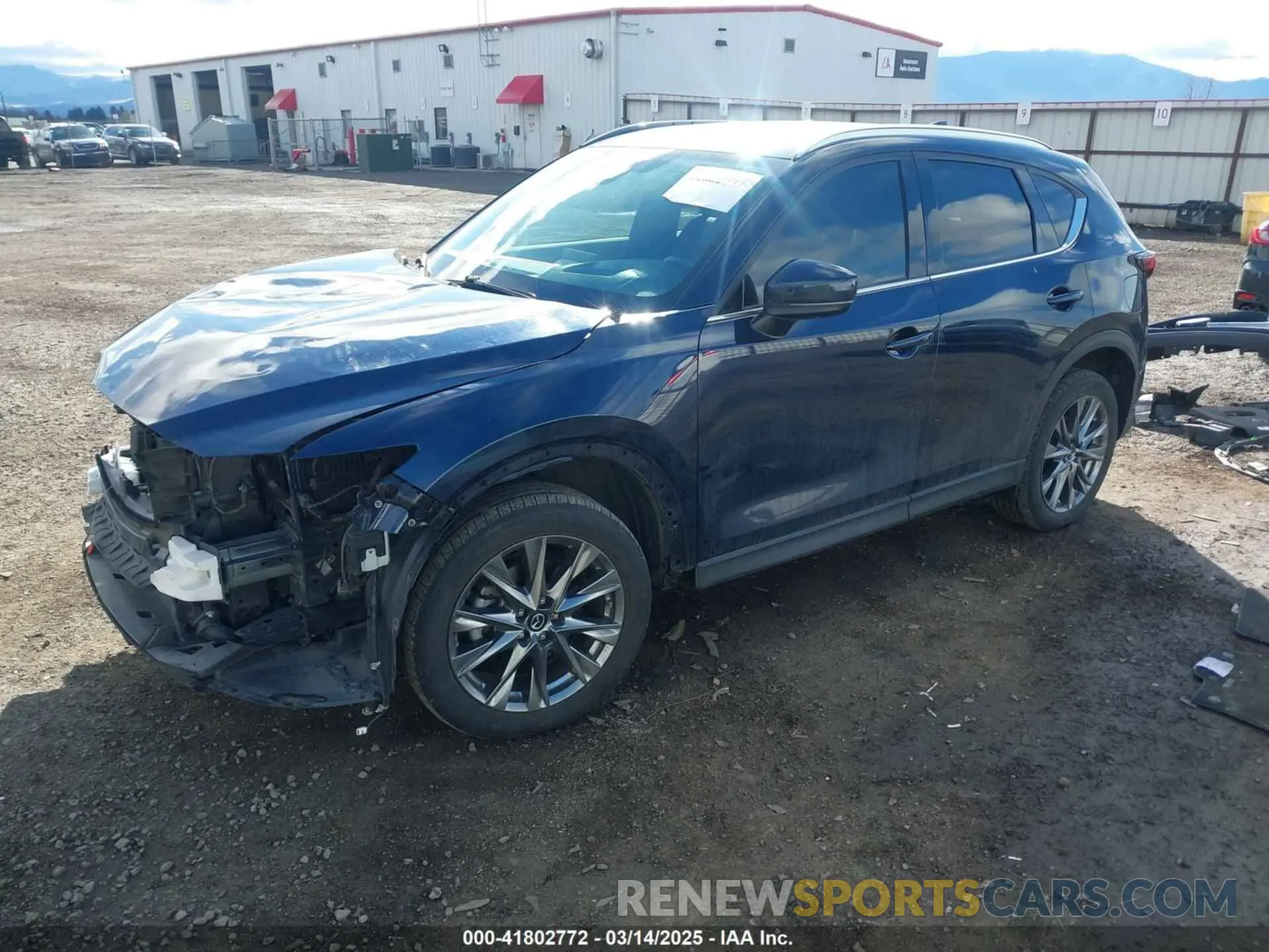 2 fotografías del automóvil dañado JM3KFBEY5K0609063 MAZDA CX-5 2019