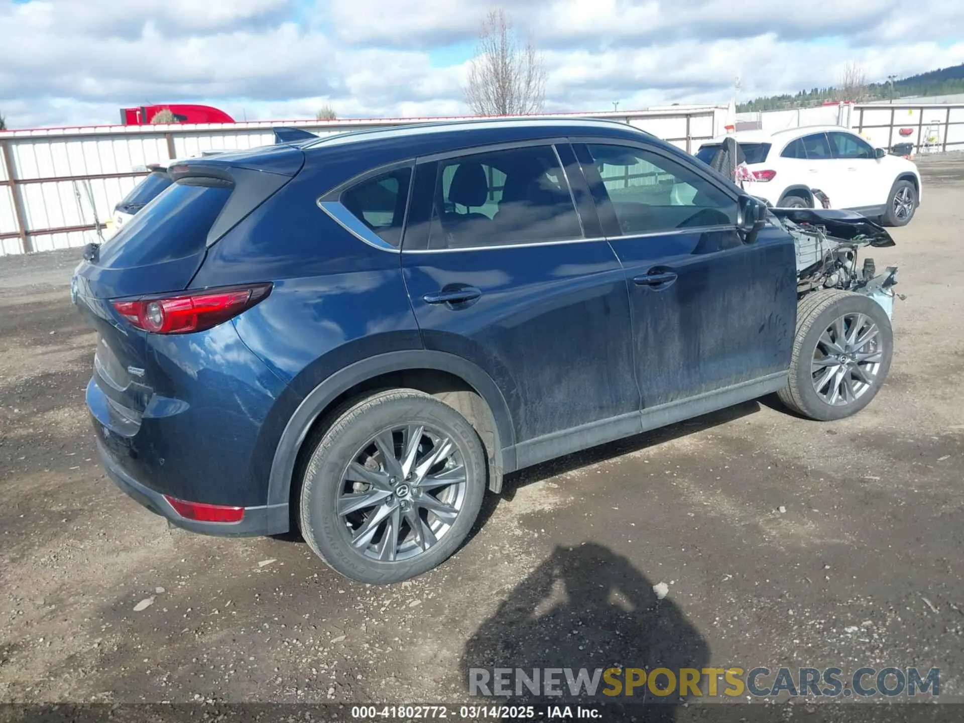 4 fotografías del automóvil dañado JM3KFBEY5K0609063 MAZDA CX-5 2019