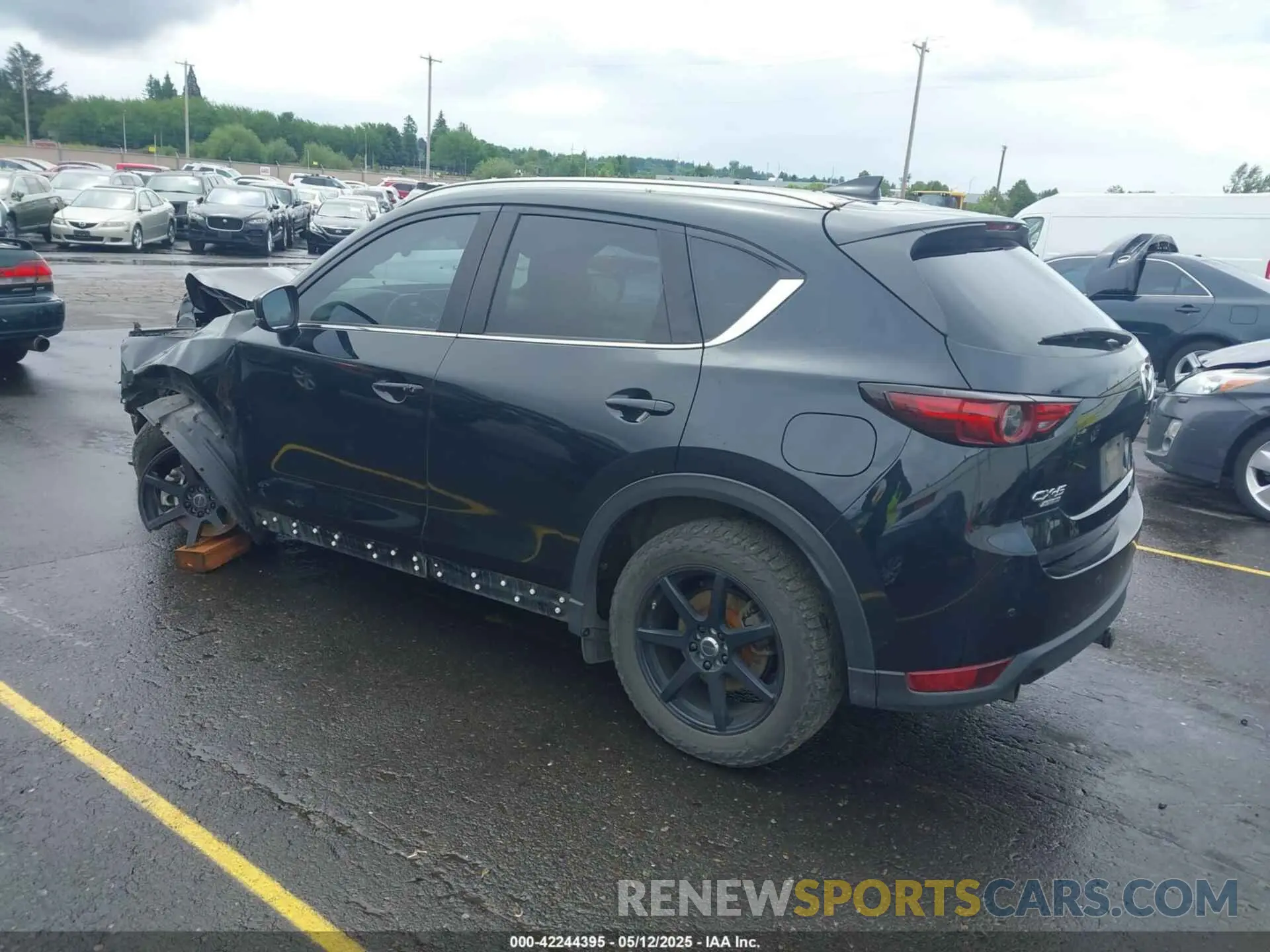 3 fotografías del automóvil dañado JM3KFBEY9K0592039 MAZDA CX-5 2019