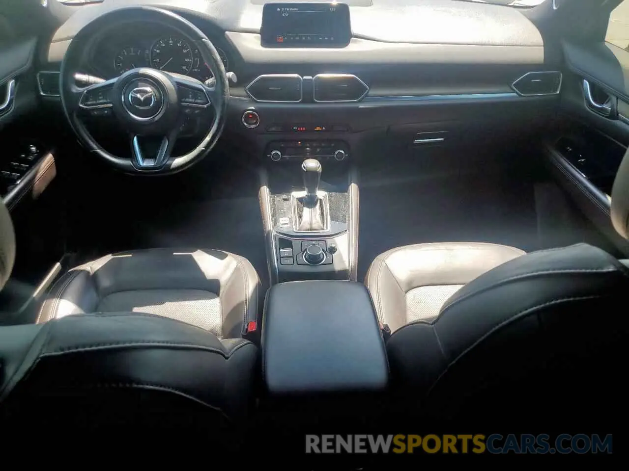 8 fotografías del automóvil dañado JM3KFBEYXK0563942 MAZDA CX-5 2019