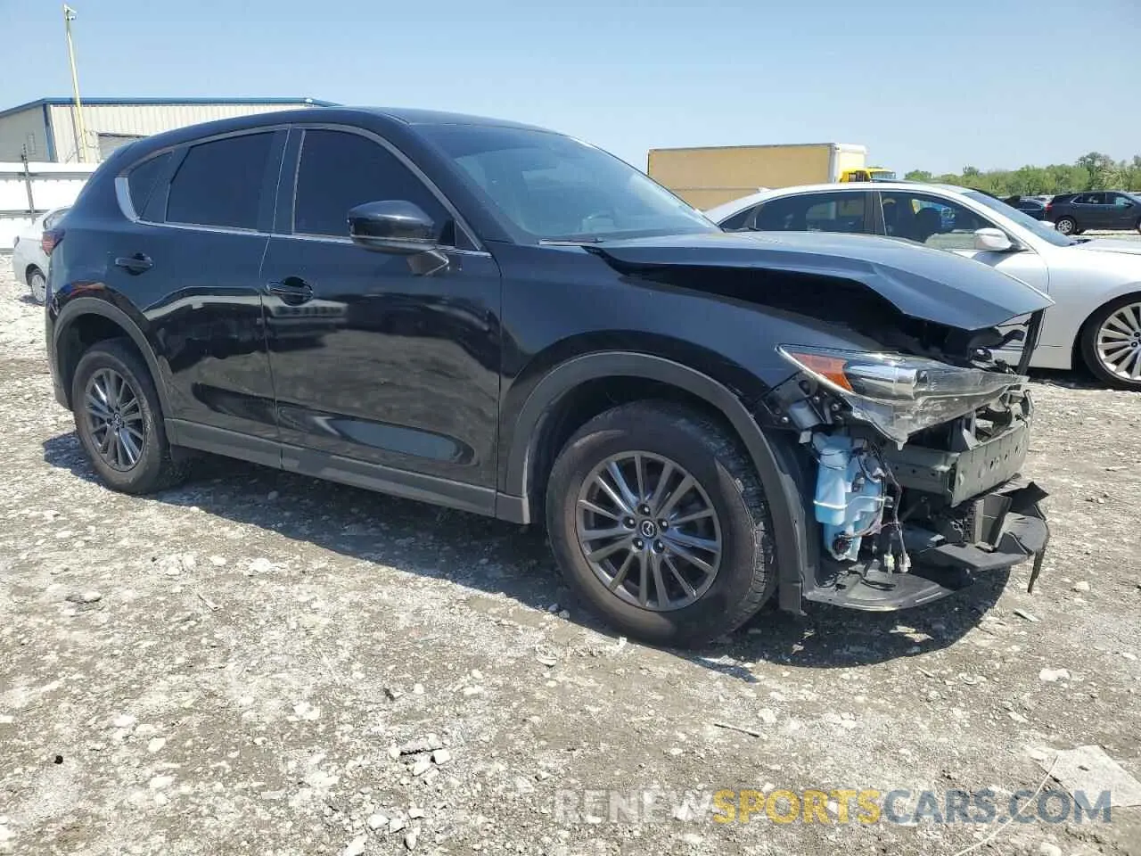 4 fotografías del automóvil dañado JM3KFABM0L0864510 MAZDA CX-5 2020