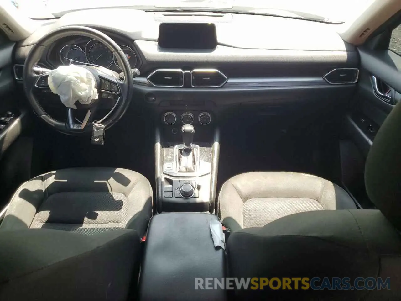 8 fotografías del automóvil dañado JM3KFABM0L0864510 MAZDA CX-5 2020