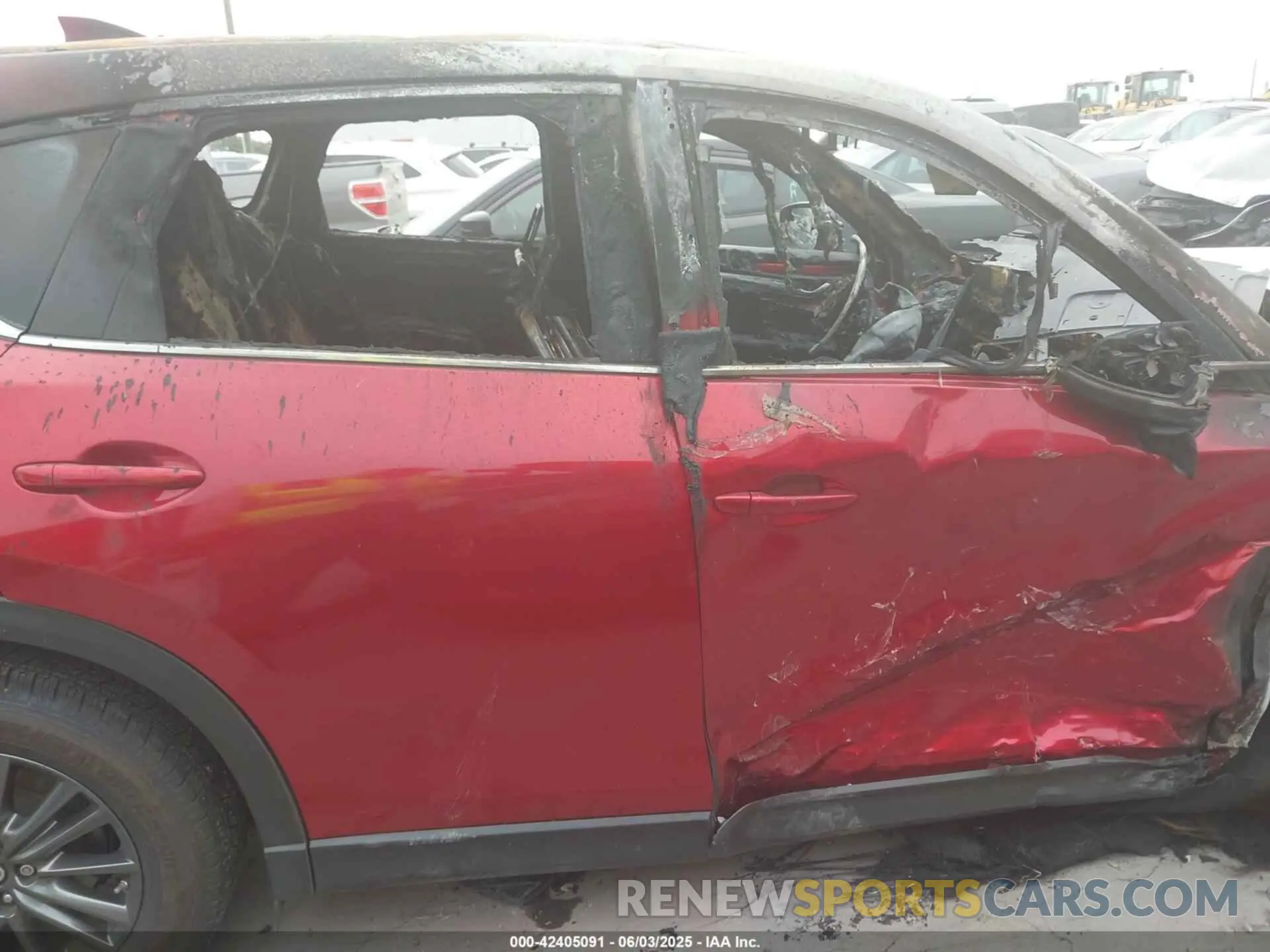 12 fotografías del automóvil dañado JM3KFABM3L0796851 MAZDA CX-5 2020