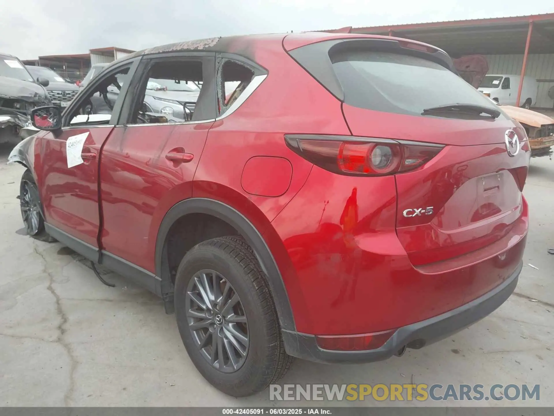 3 fotografías del automóvil dañado JM3KFABM3L0796851 MAZDA CX-5 2020